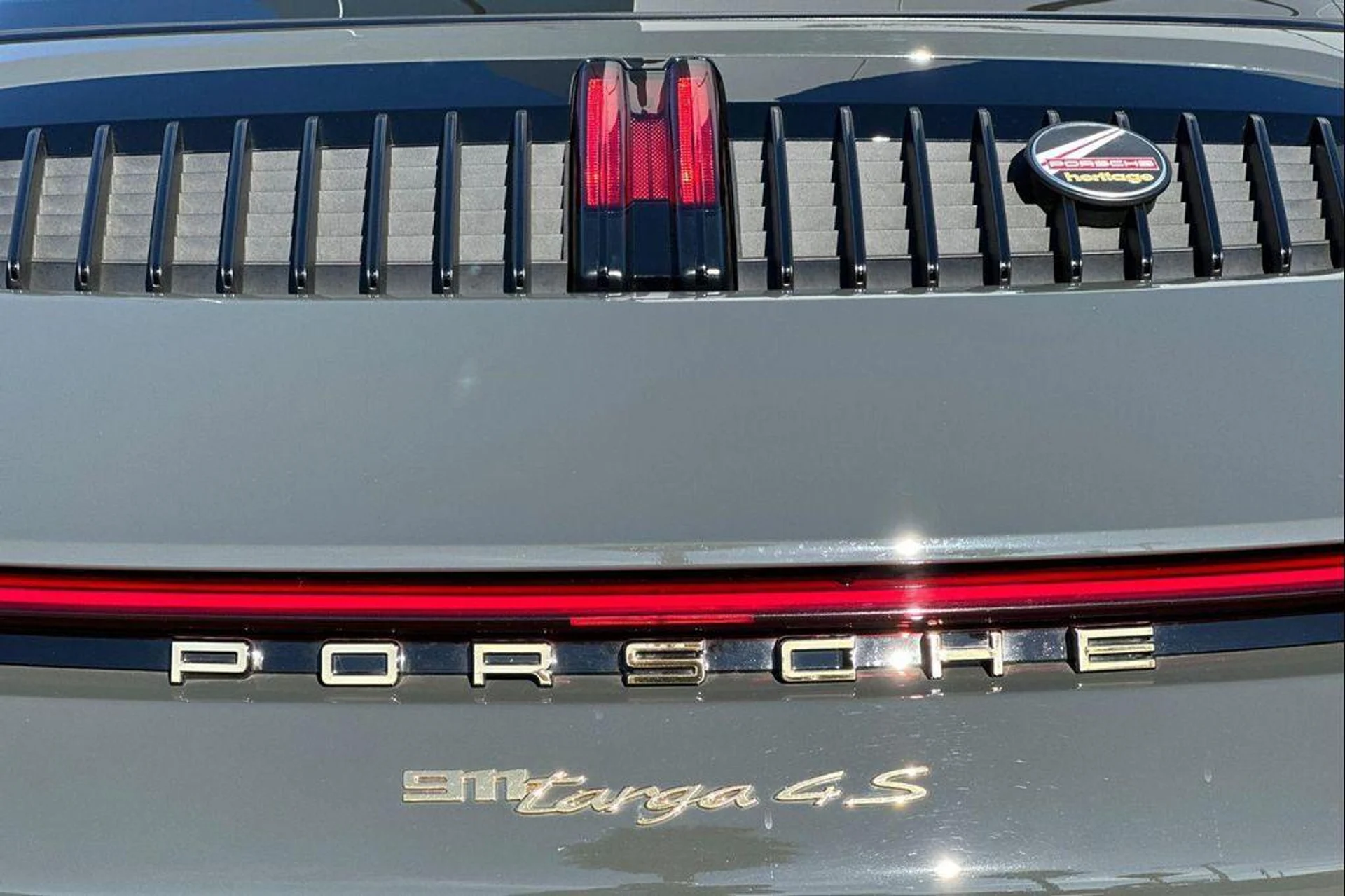 mph036_798978540_t_AH_Lm2_U_Rbwk_S4_T_6e_Y_Mgp_Dg_V_Ok_6beca8244f