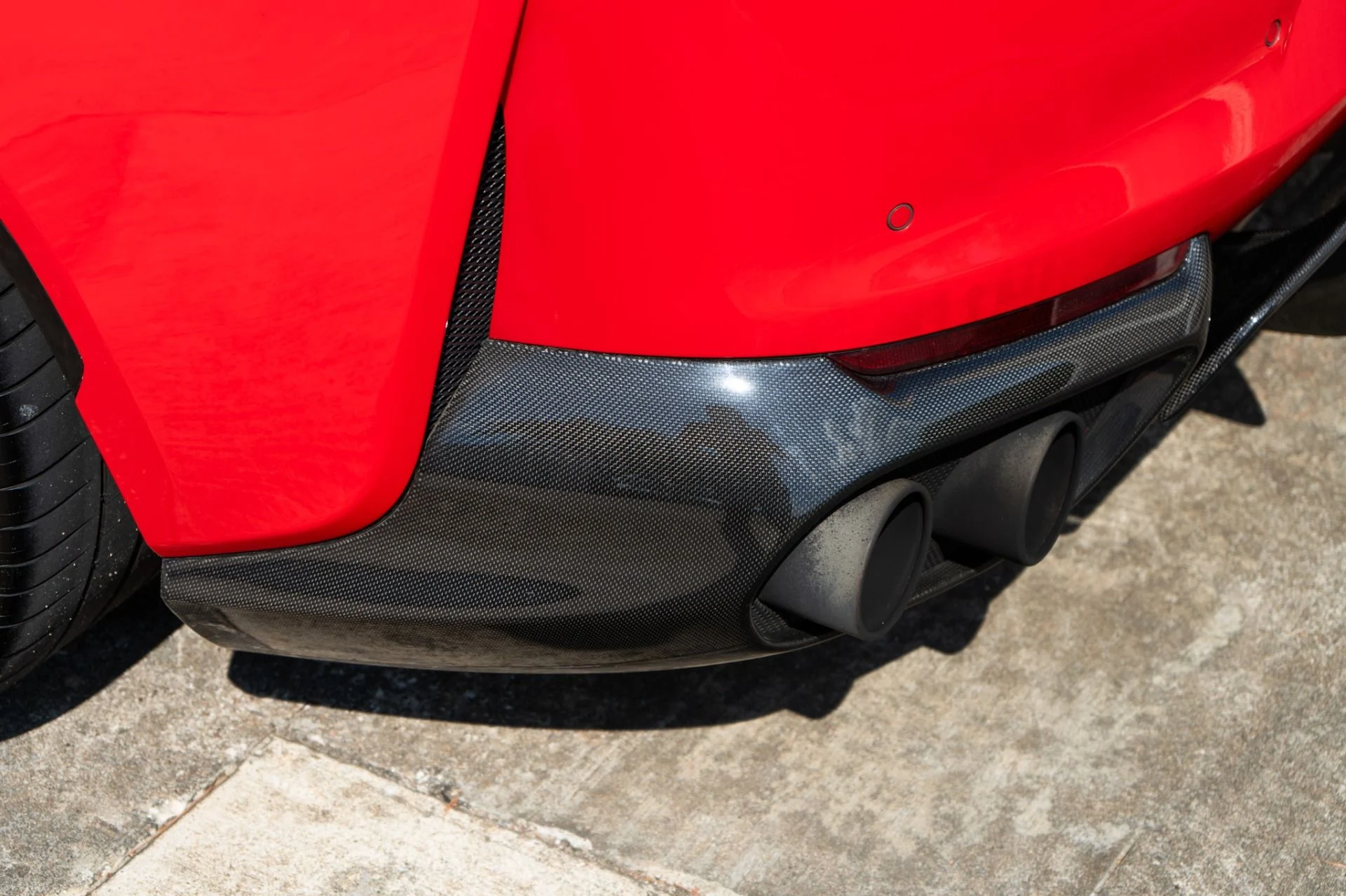 mph036_80002995_Used_2019_Ferrari_812_Superfast_1789595110_852e7a43ca