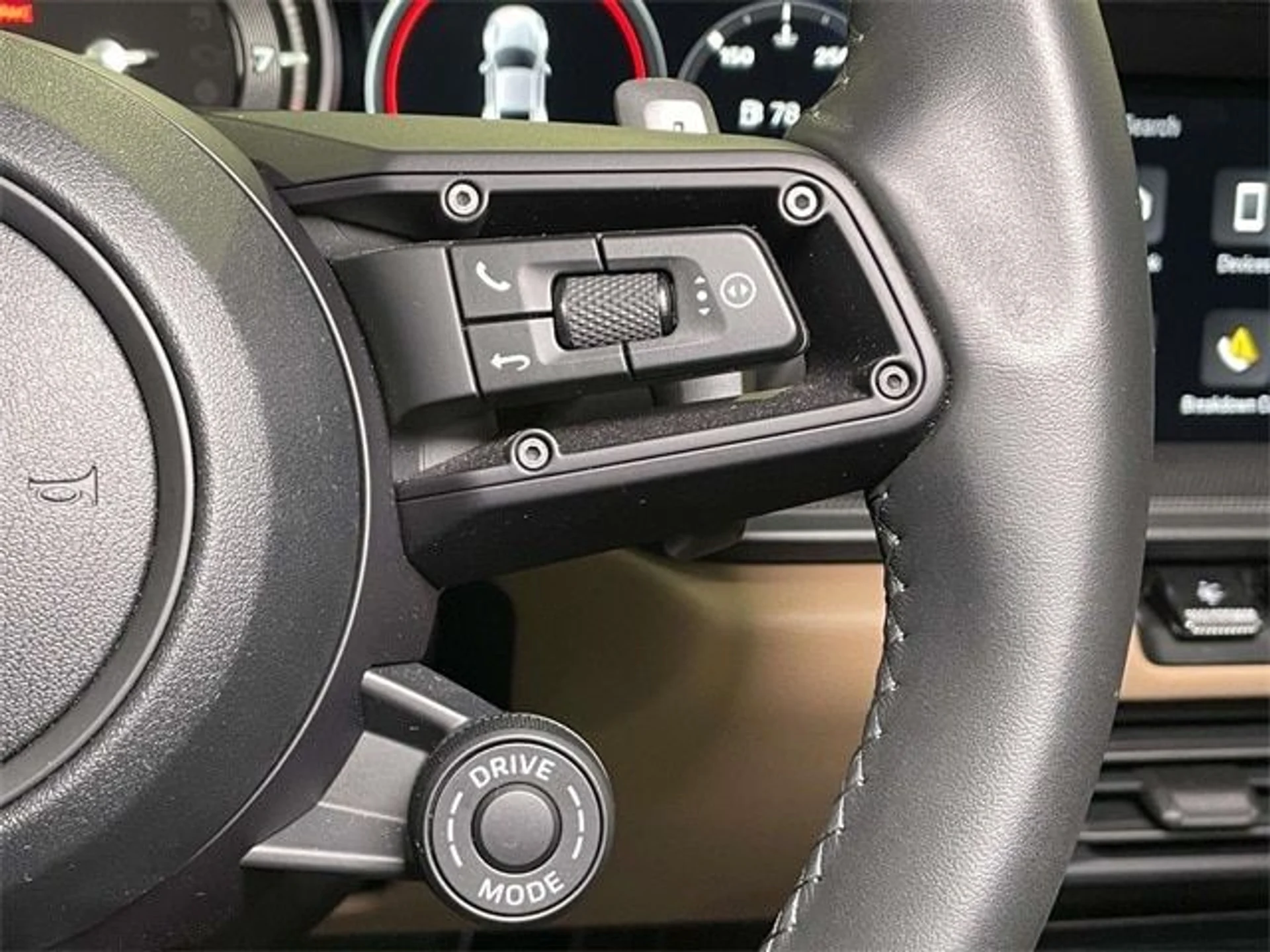 mph036_829307192_01416806149eb05fc9b0e3ef0dc559b2x_21ba4720e6