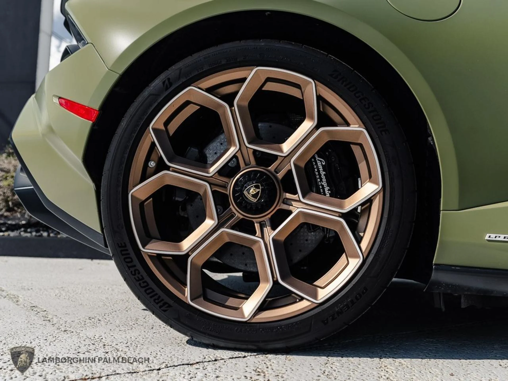 mph036_838872153_539b0c71548064e5795b6e6783e9be33_a6c2e63ffd