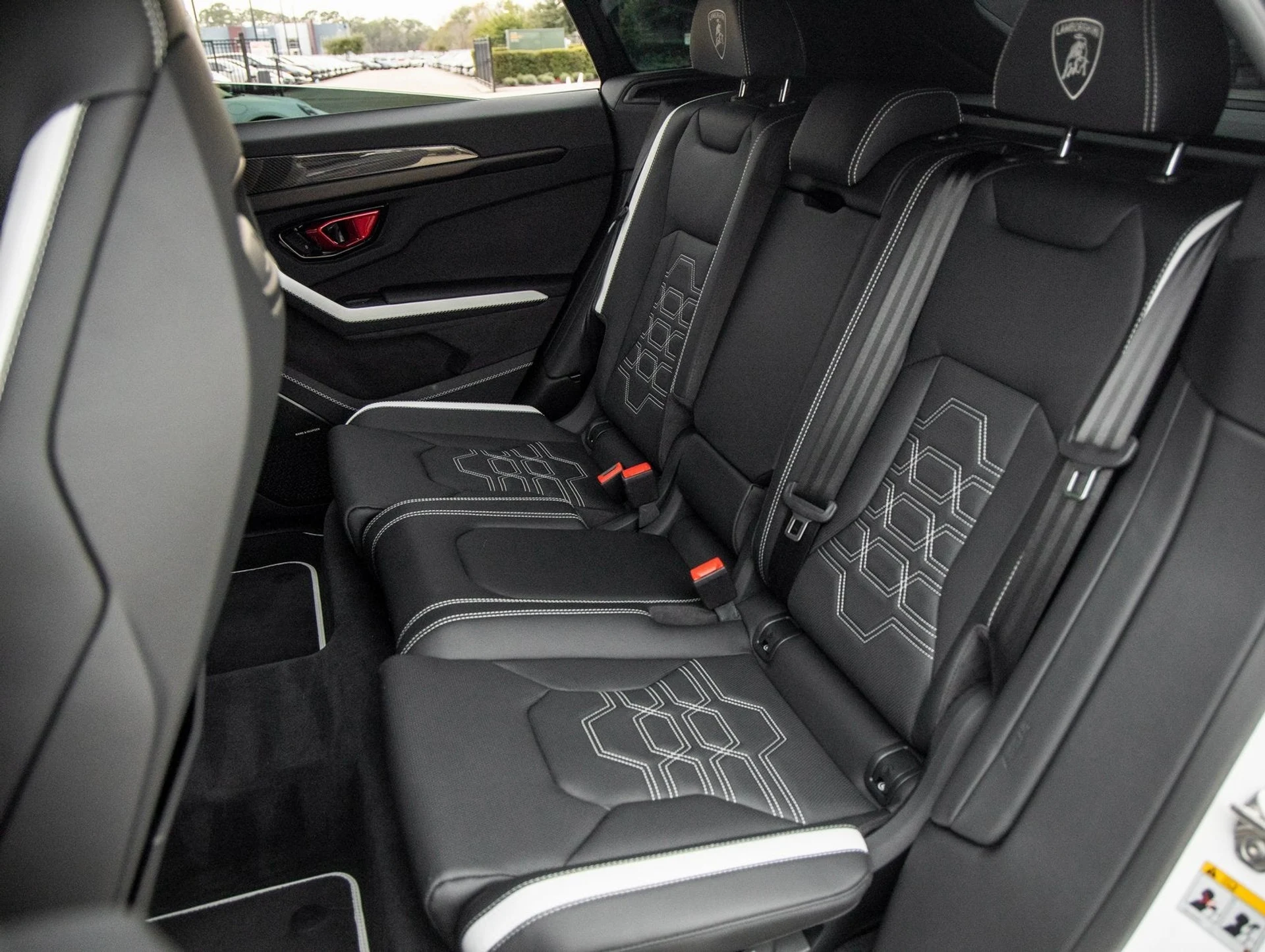 mph036_842551229_37_b5c50ea1db