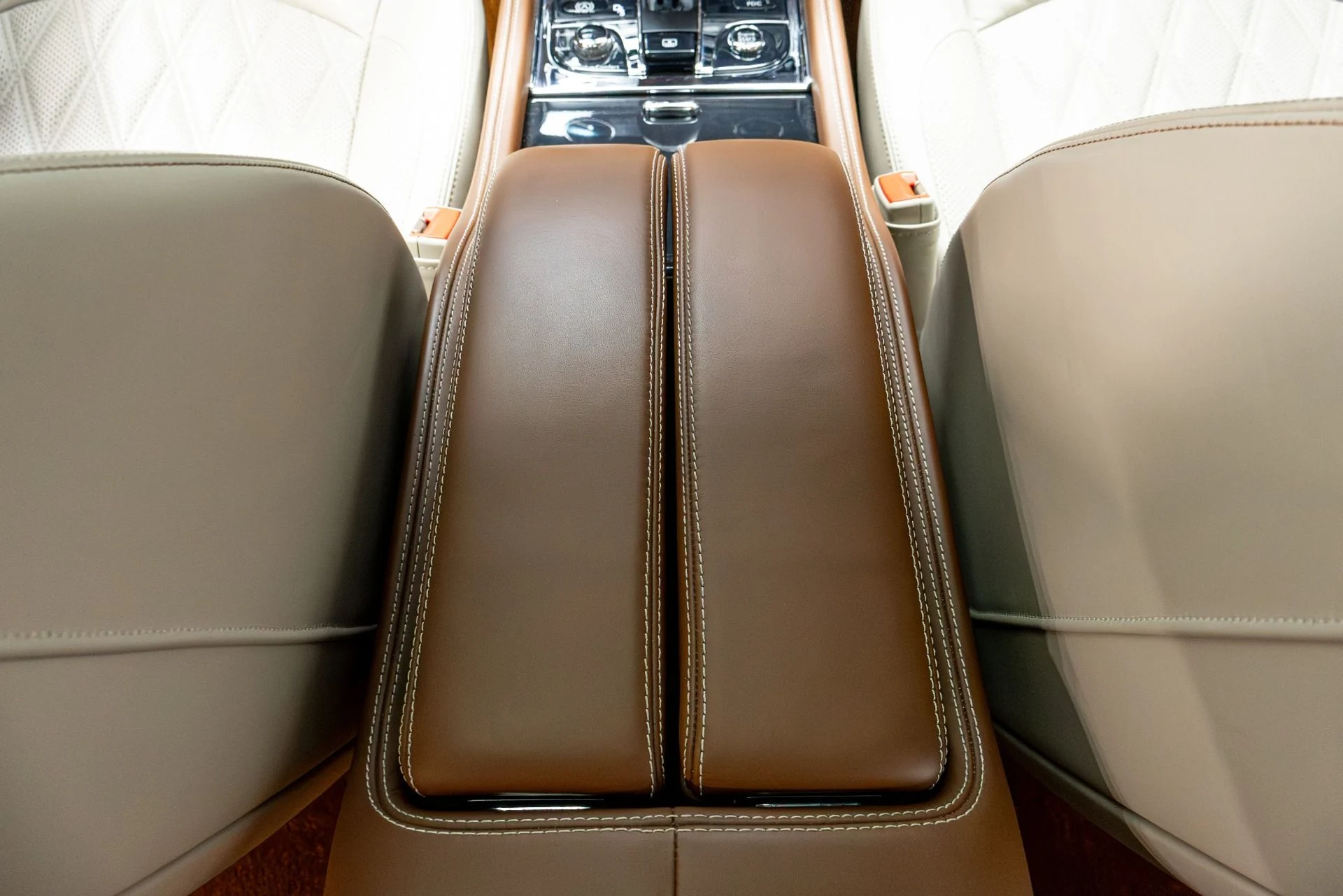 mph036_843045826_Used_2017_Bentley_Mulsanne_Speed_1775685979_7645e18fdc