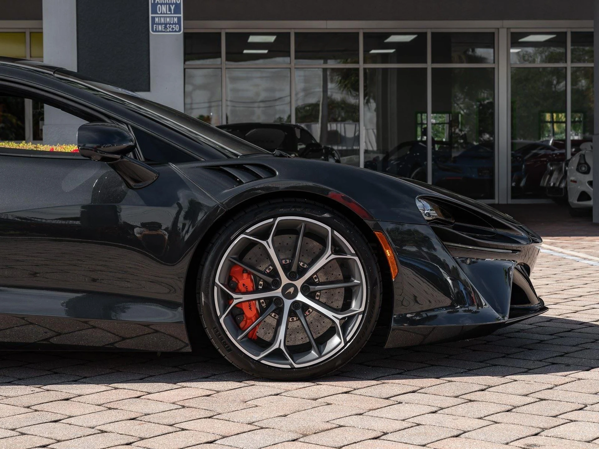 mph036_846858137_Used_2025_Mc_Laren_Artura_Coupe_1773864520_1c7e936491