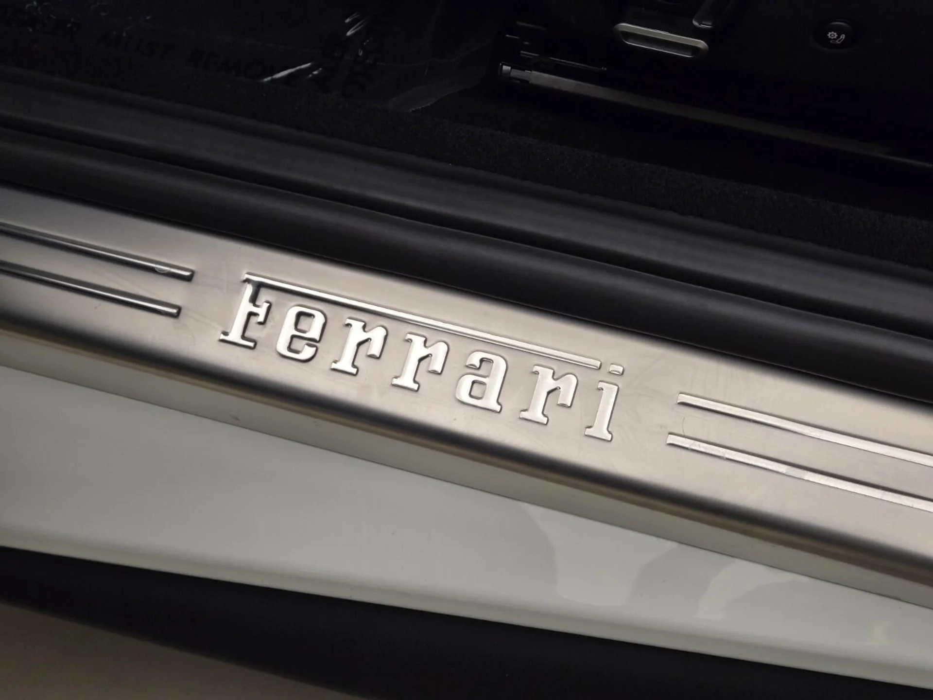 mph036_848066008_Used_2023_Ferrari_Portofino_1757488915_593835bf7a