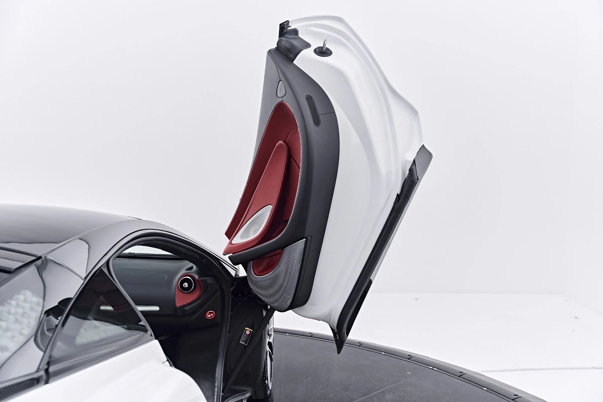 mph036_848362422_Used_2025_Mc_Laren_GTS_1790357878_5b9aea4c44