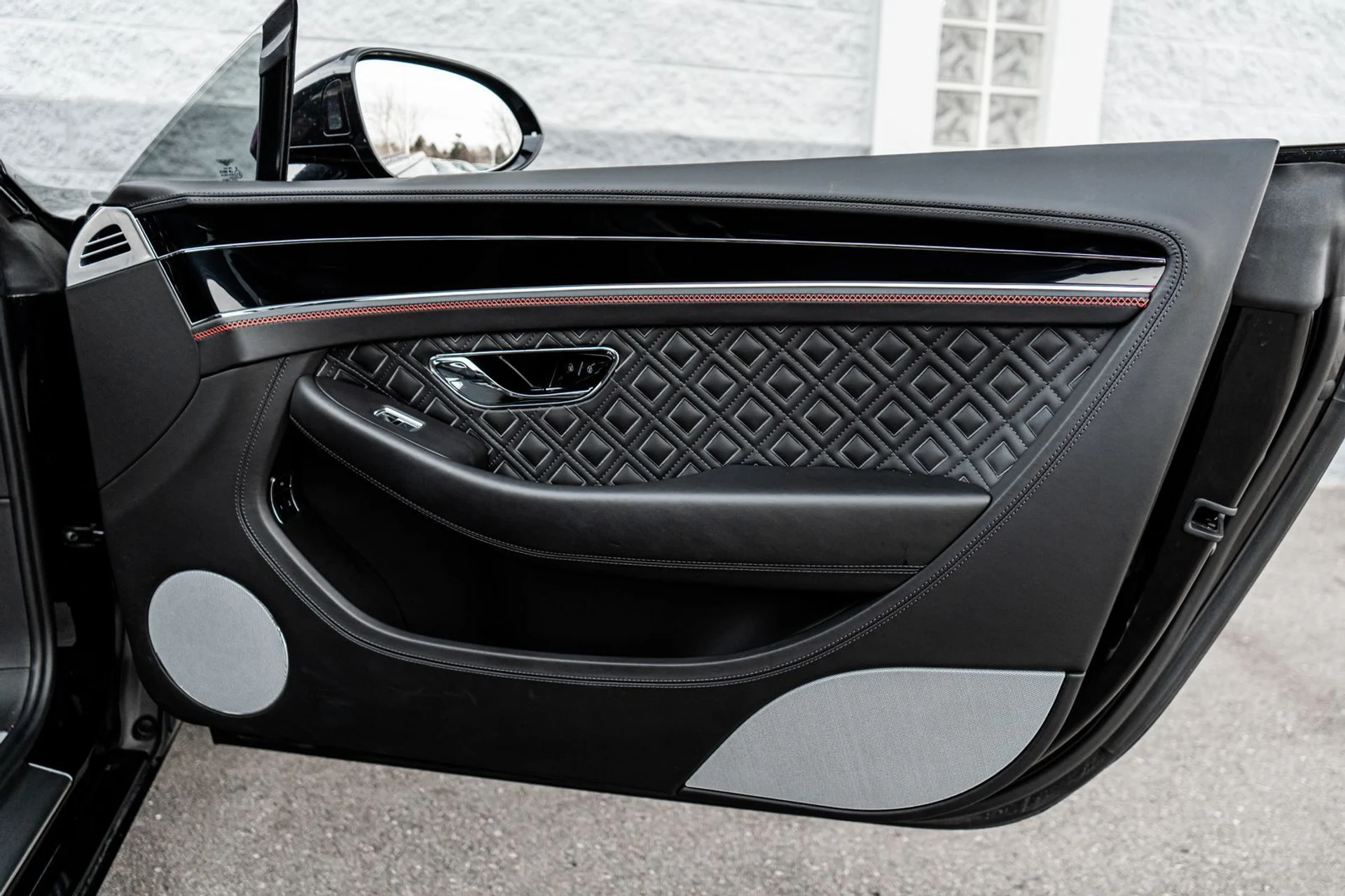 mph036_848530676_fc914440_65e7_4982_b404_a6e06804a345_c8e369b5fb