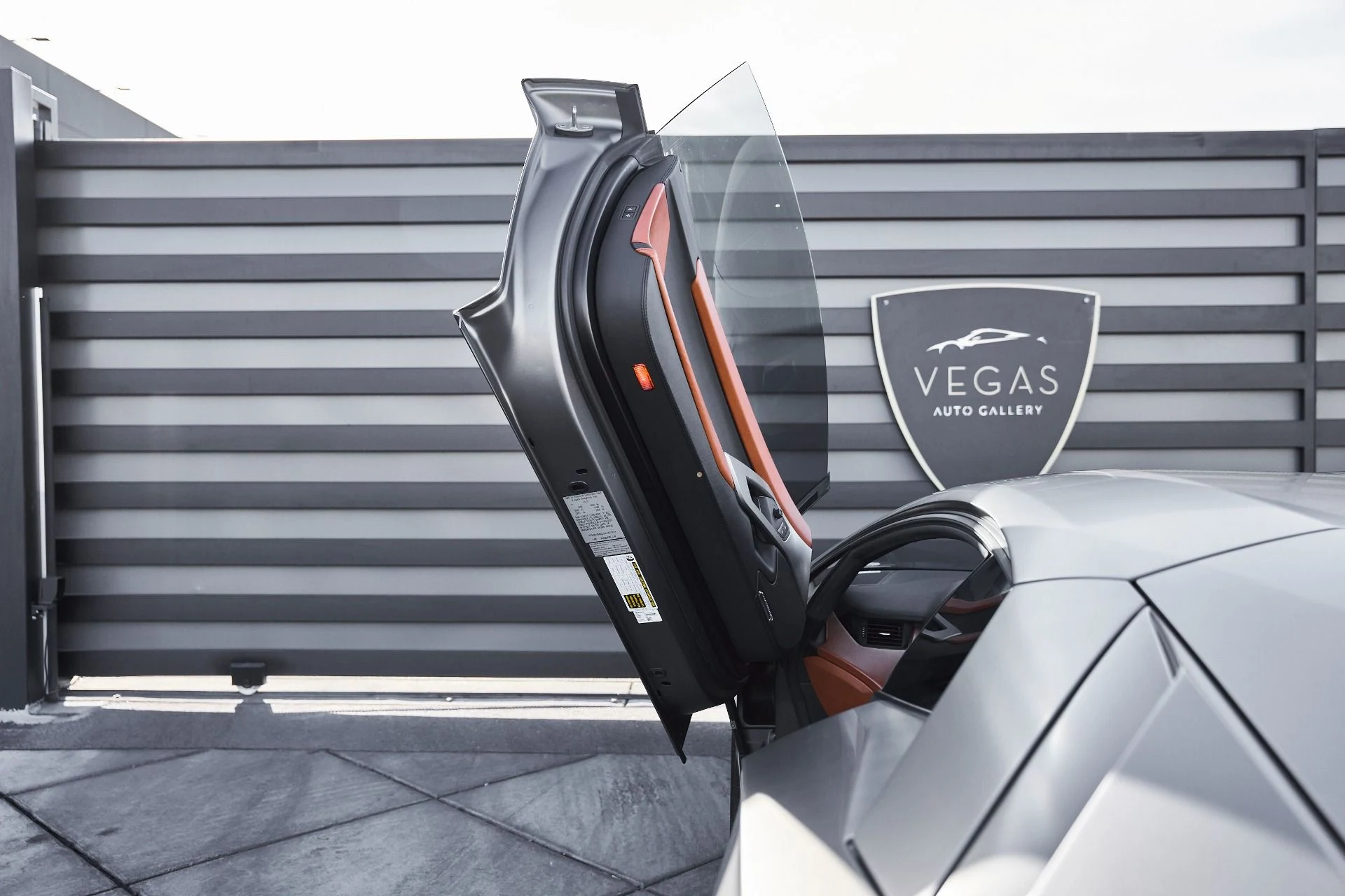 mph036_858907159_Used_2018_Lamborghini_Aventador_S_Base_1773191826_6e68dd691d