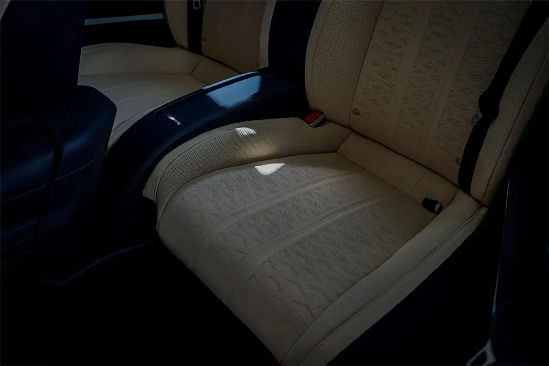 mph036_865338166_847784fc86cd4dac89e931c2e7143904_c9a26e52a0