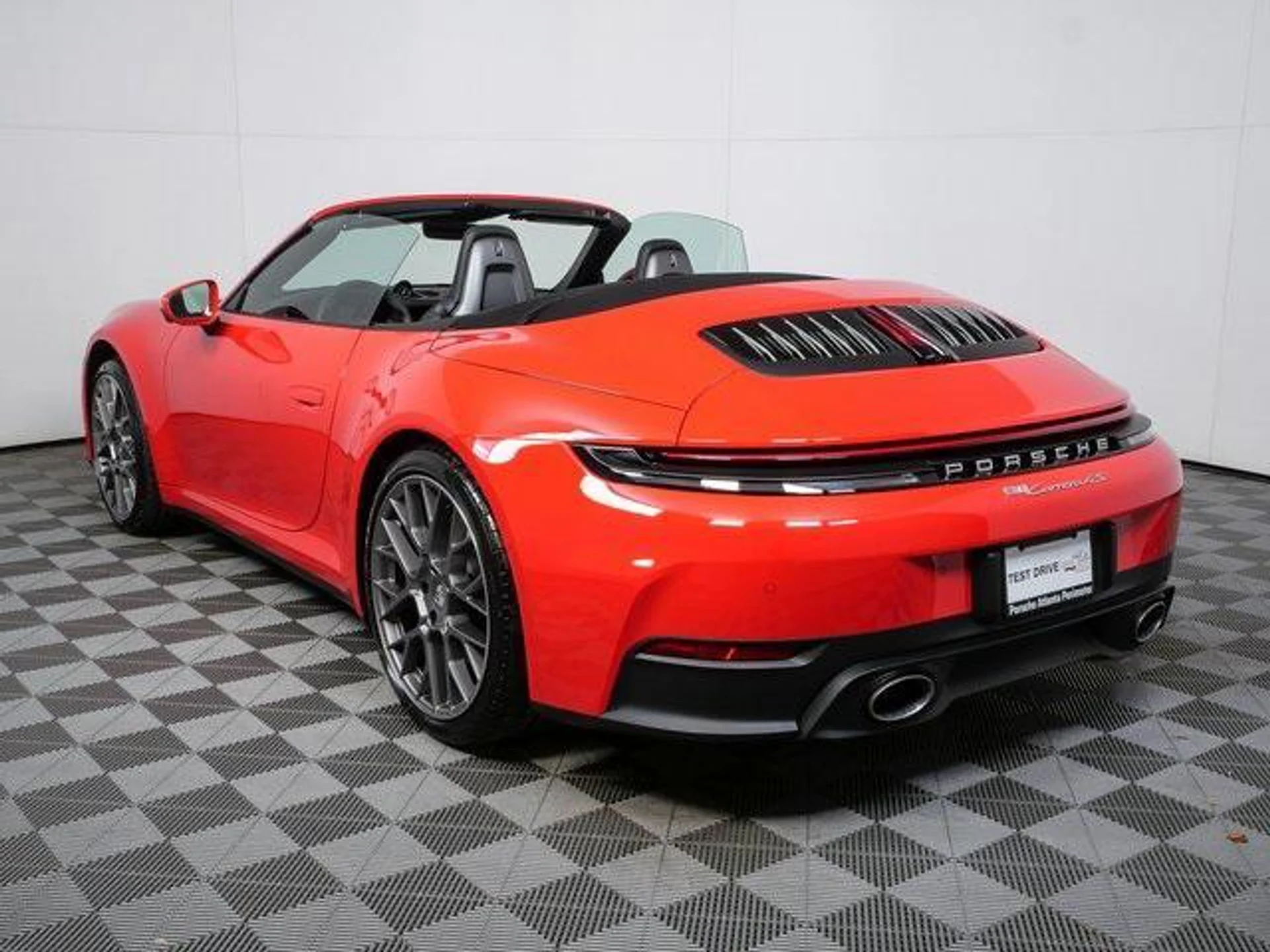 mph036_879979448_di15n_KC_5u_B8_Uqz_IG_Bxy_ODDPS_4p_Q_605b3108b2