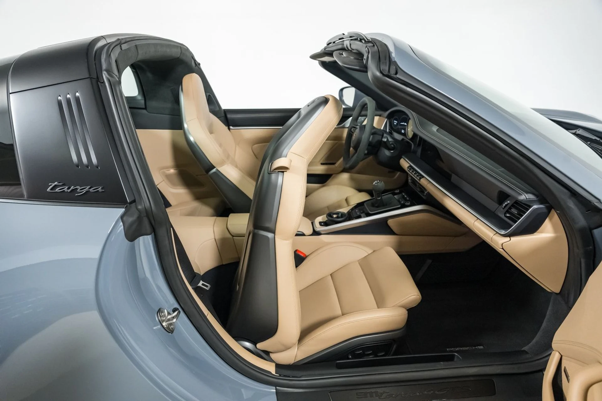 mph036_88086321_f97734c218a843129df0ce3ce456ec27_2f26f46e4d