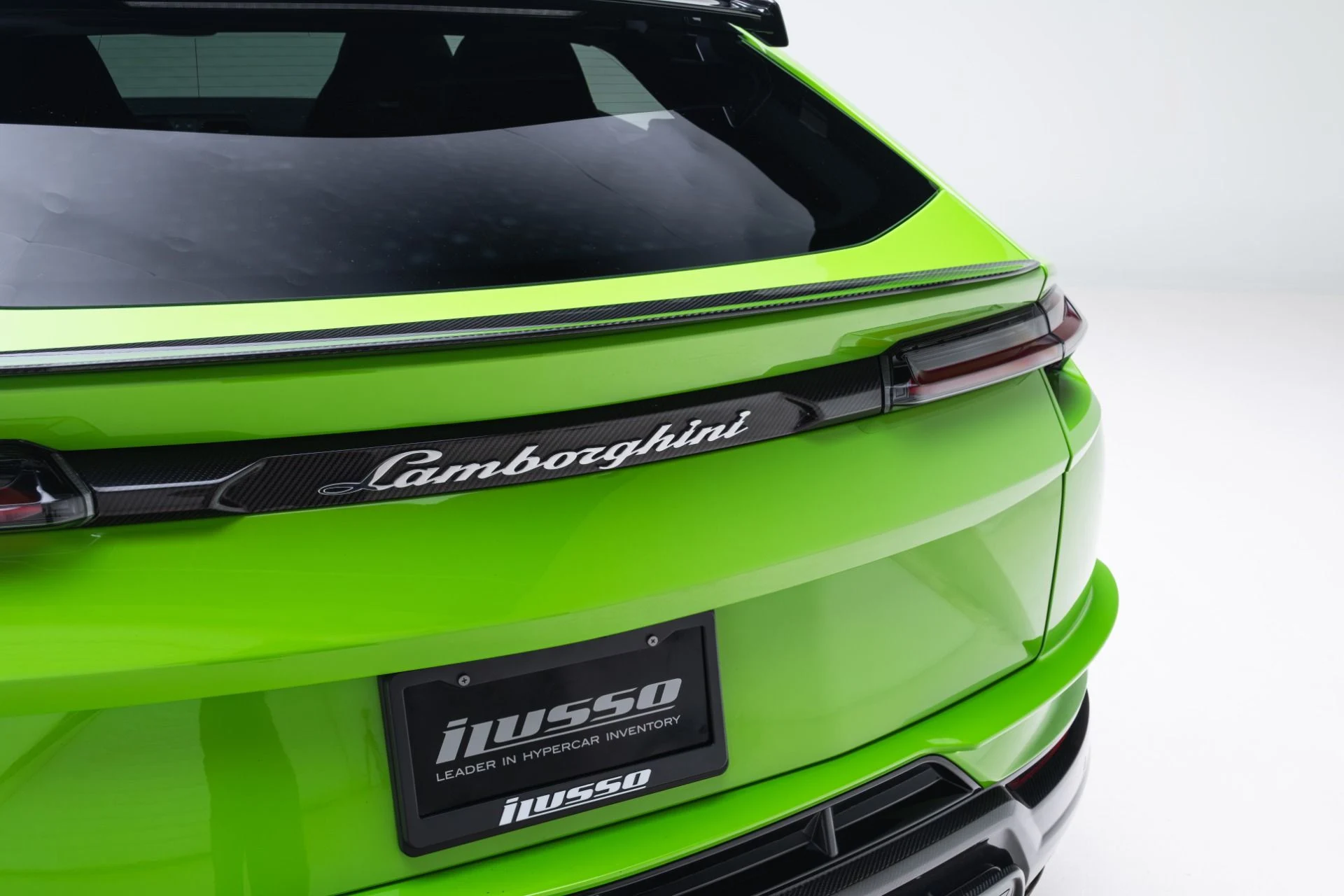 mph036_881098583_Used_2023_Lamborghini_Urus_Performante_1779121057_928d4fe6c9