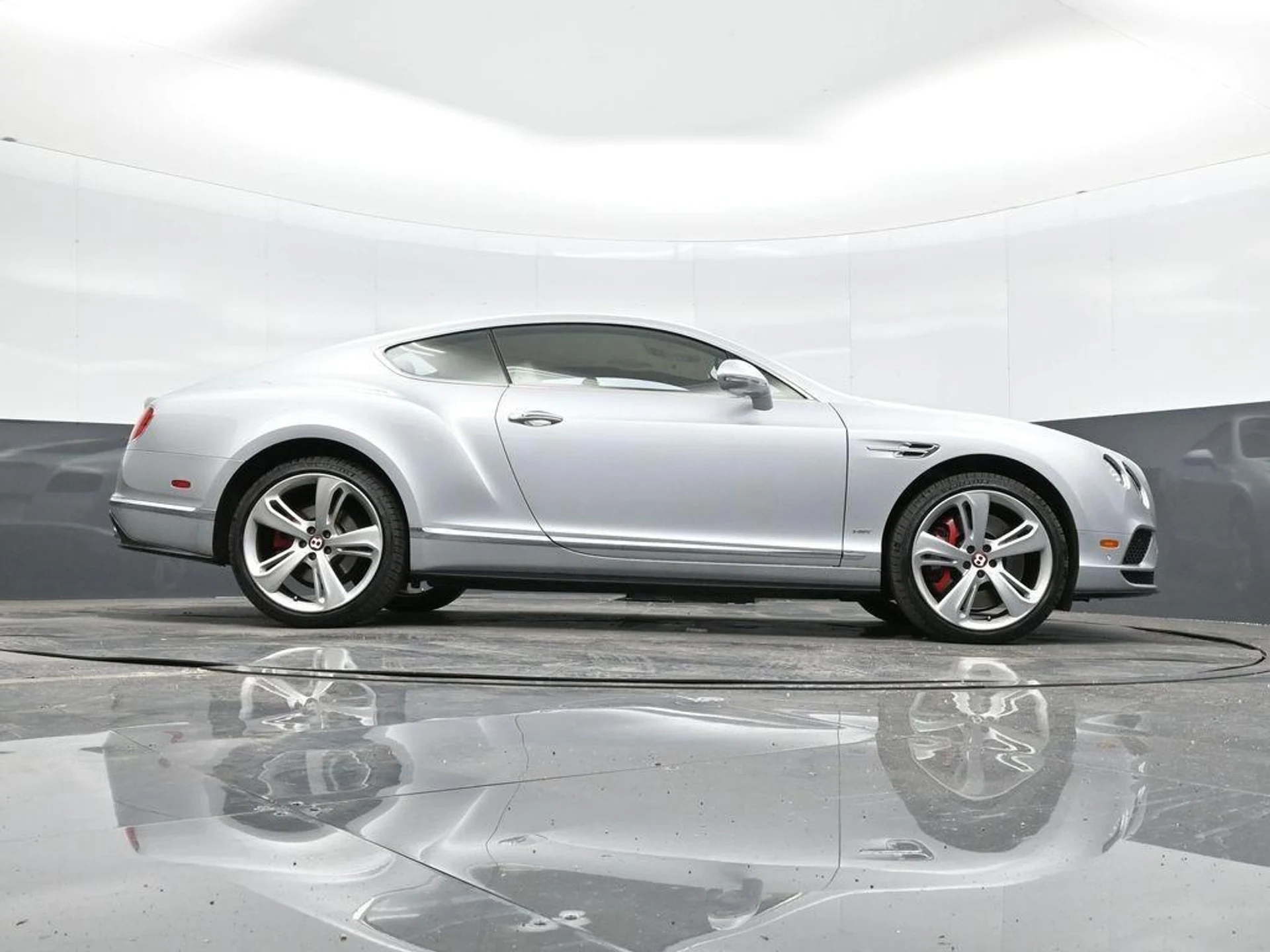 mph036_885179530_9pn_Z0_P_7gt_Wg_Ha_KX_Qi_Li_Q2m_Xv_DQ_fbb7dfcd34