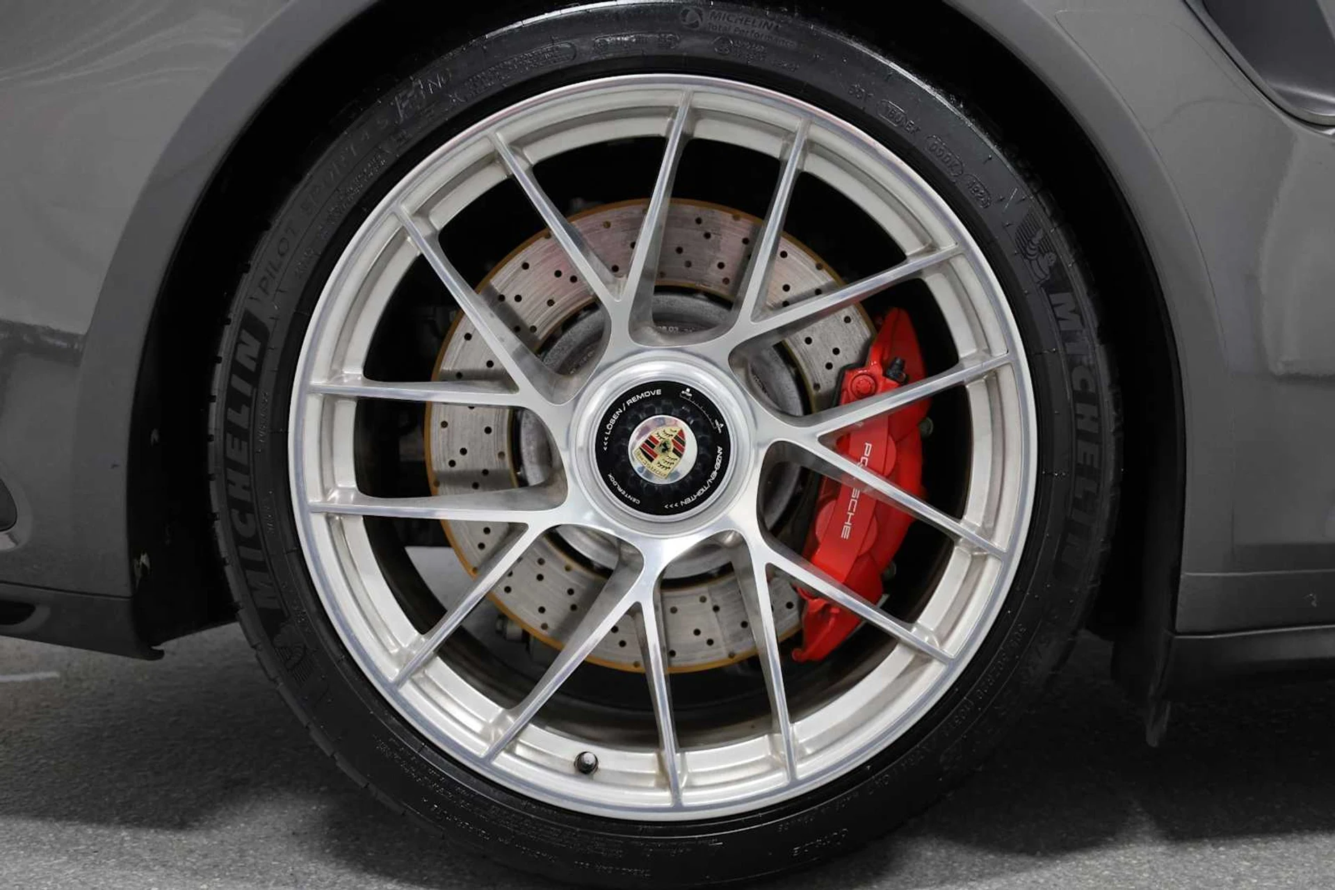 mph036_89474448_f0d084f7b5ba4bcbdc544728de6d4854_629f1f7d5d