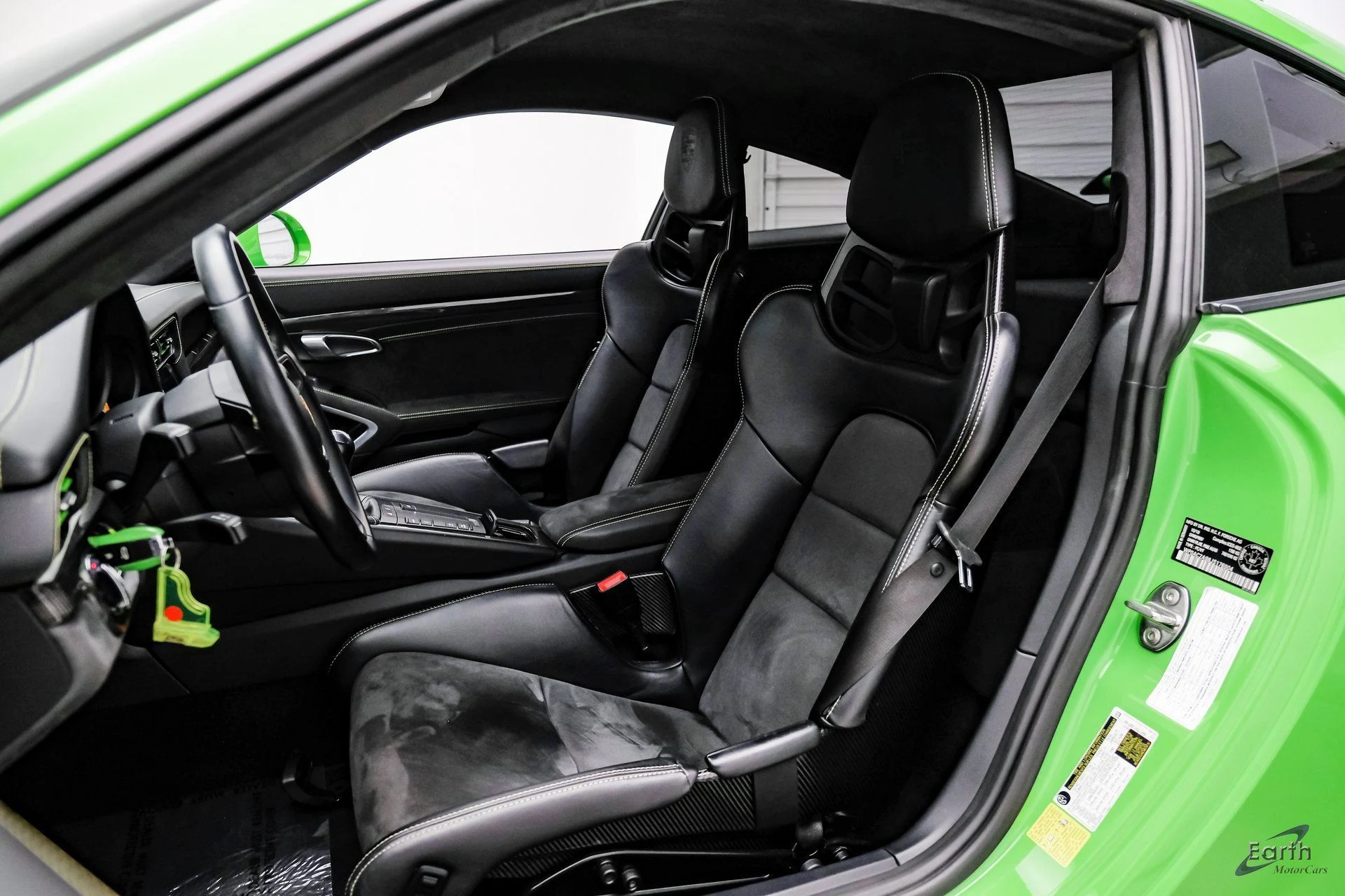 mph036_914600359_fd3c80c423a2ead6fa5fc1070806d459x_35a4051368