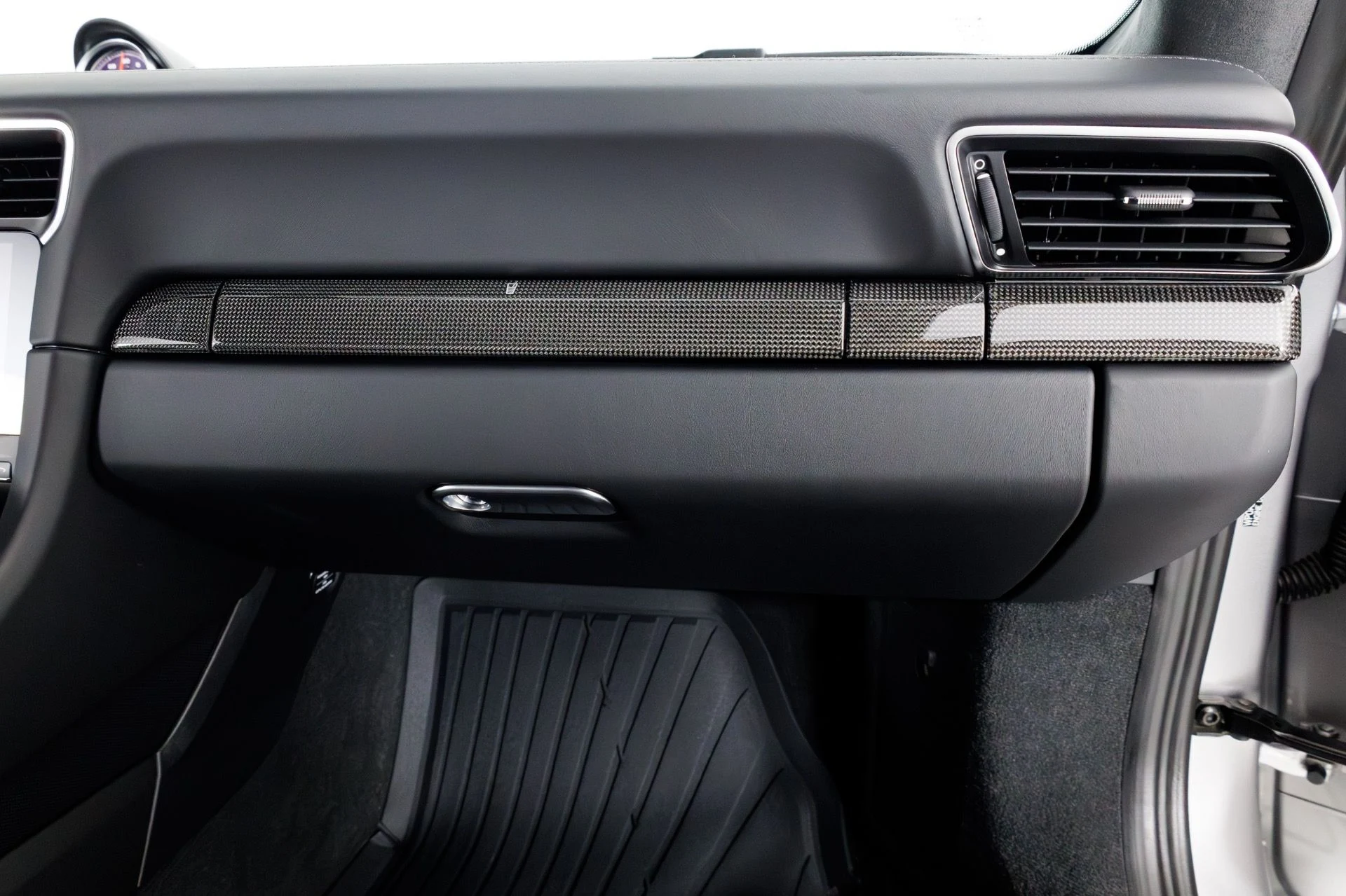 mph036_916452179_Used_2019_Porsche_911_Turbo_S_1770314059_f58685cdea