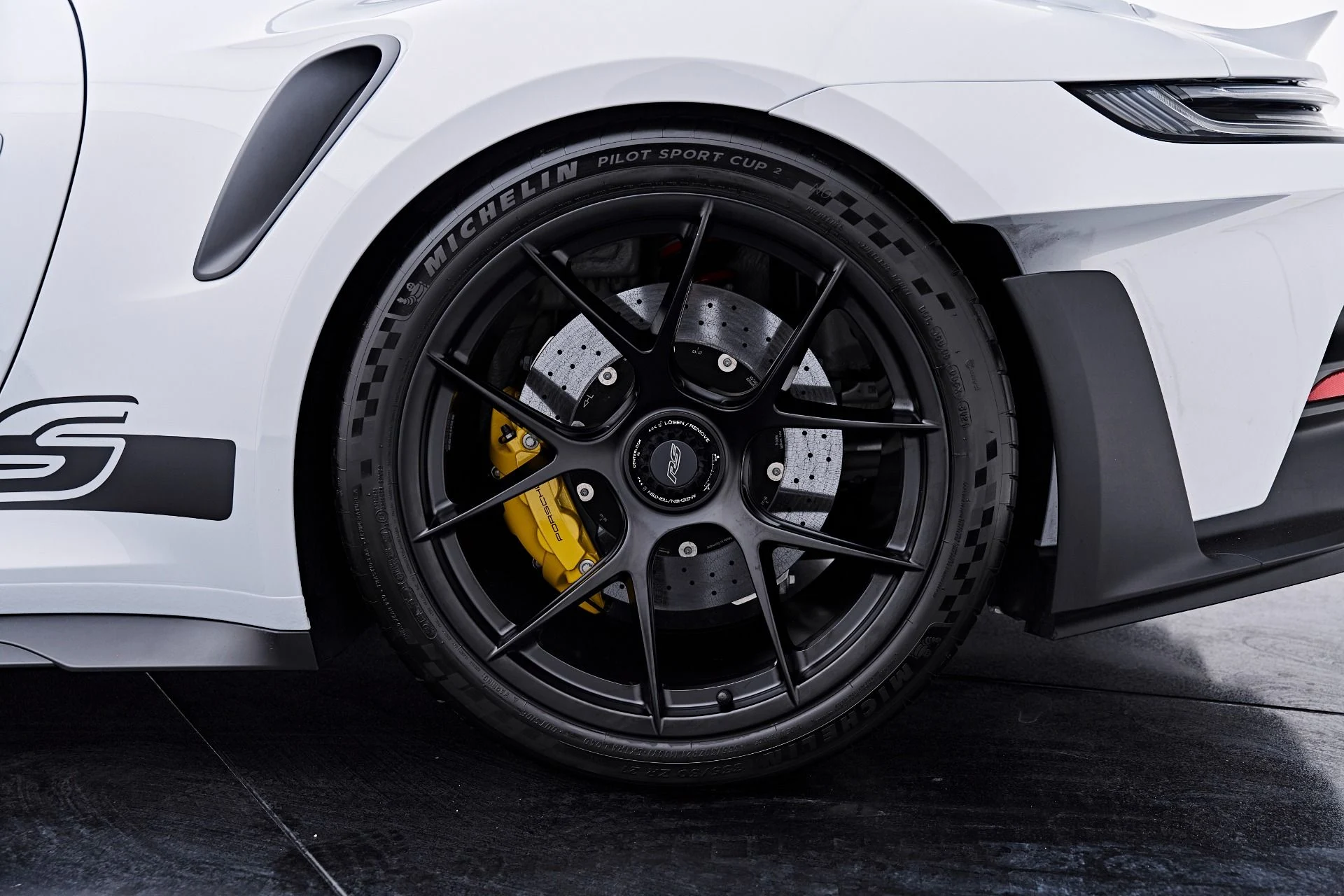 mph036_918426621_Used_2025_Porsche_911_GT_3_RS_1790364147_a38a4c349c