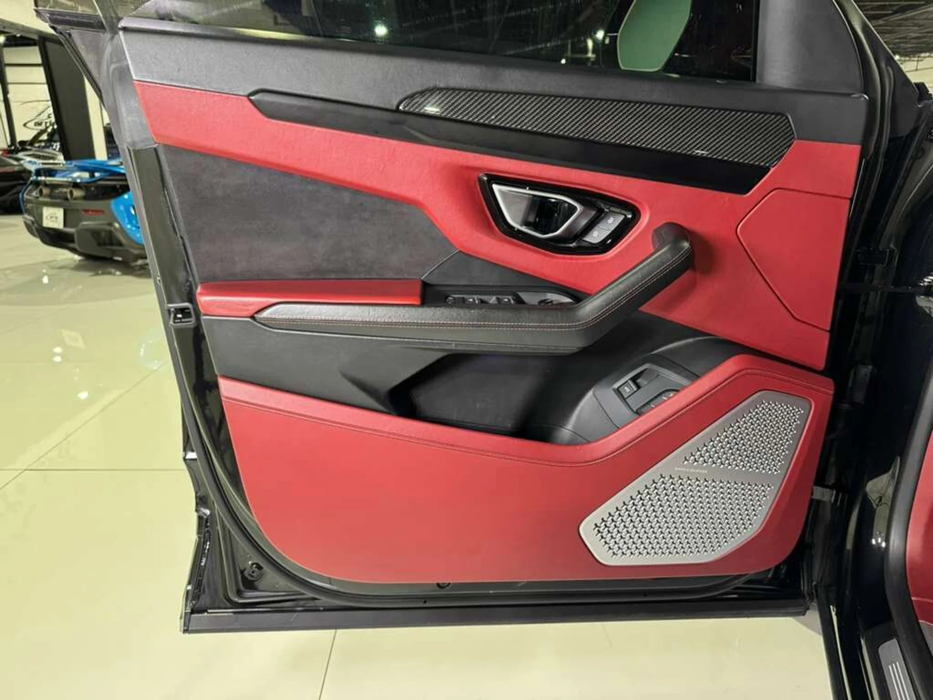 mph036_919626967_28d0e4ebea3fa8c09bdaf6a562f361d1_332f000729