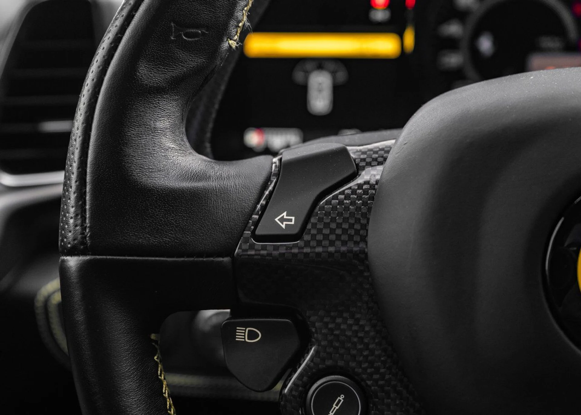 mph036_937124634_ferrari_458_italia_2015_38d0b20a25