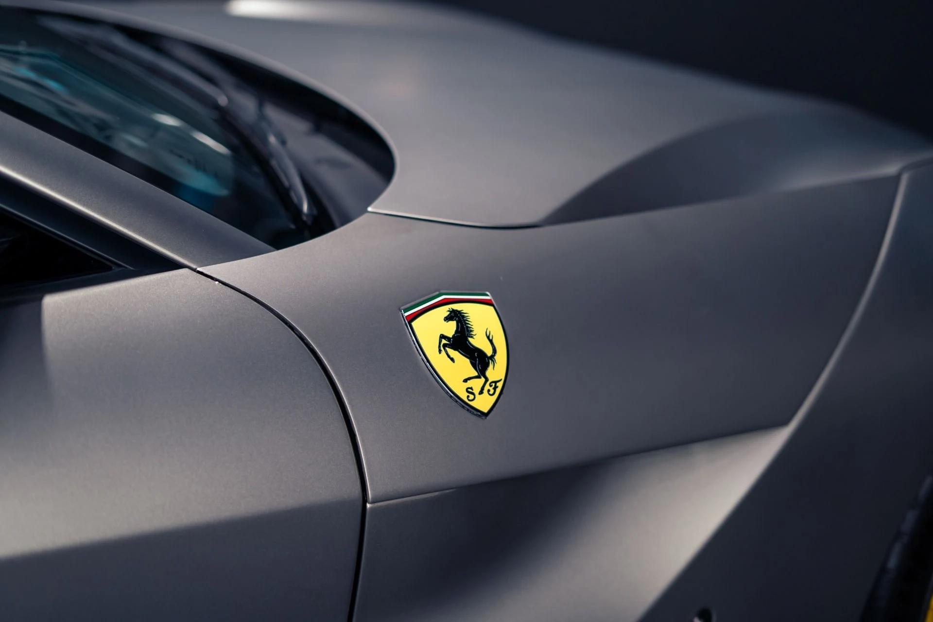 mph036_942926349_Used_2015_Ferrari_F12_Berlinetta_HUGE_455000_MSRP_Factory_Alluminio_Opaco_1781891215_ee05bc97f3
