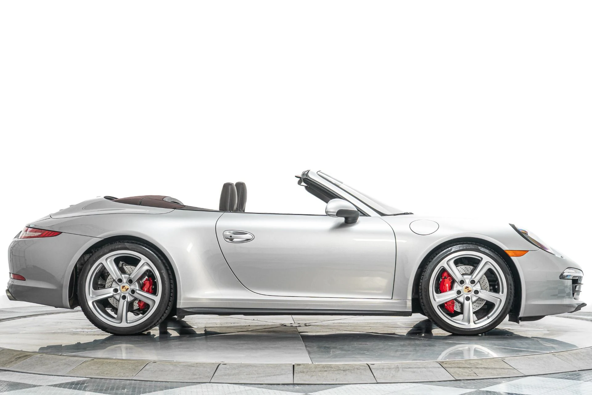 mph036_946759613_Used_2015_Porsche_911_Carrera_4_S_Cabriolet_1753981330_694f60aabd
