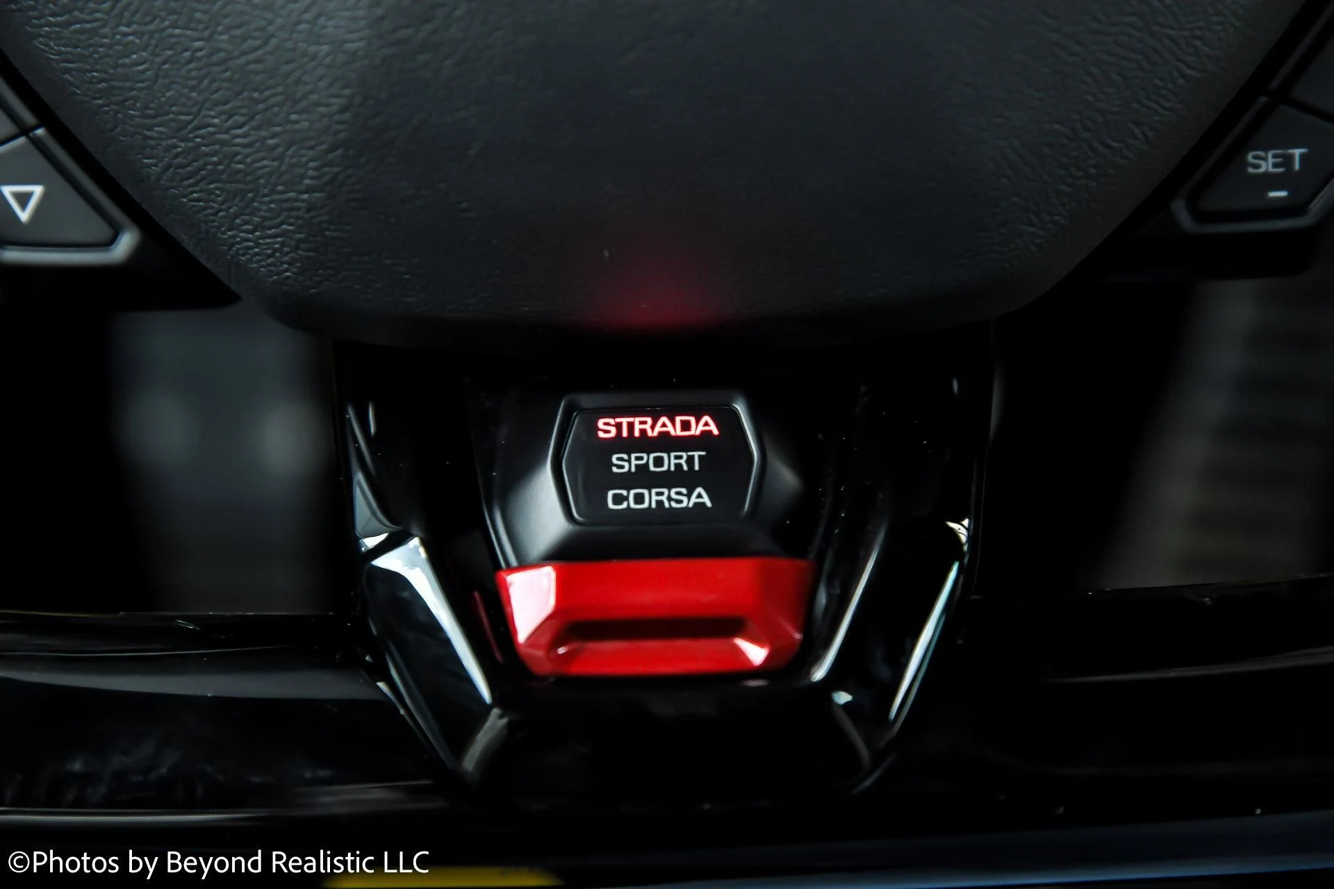 mph036_951081899_Used_2019_Lamborghini_Huracan_LP_580_2_S_1766655572_b1fbad2de7