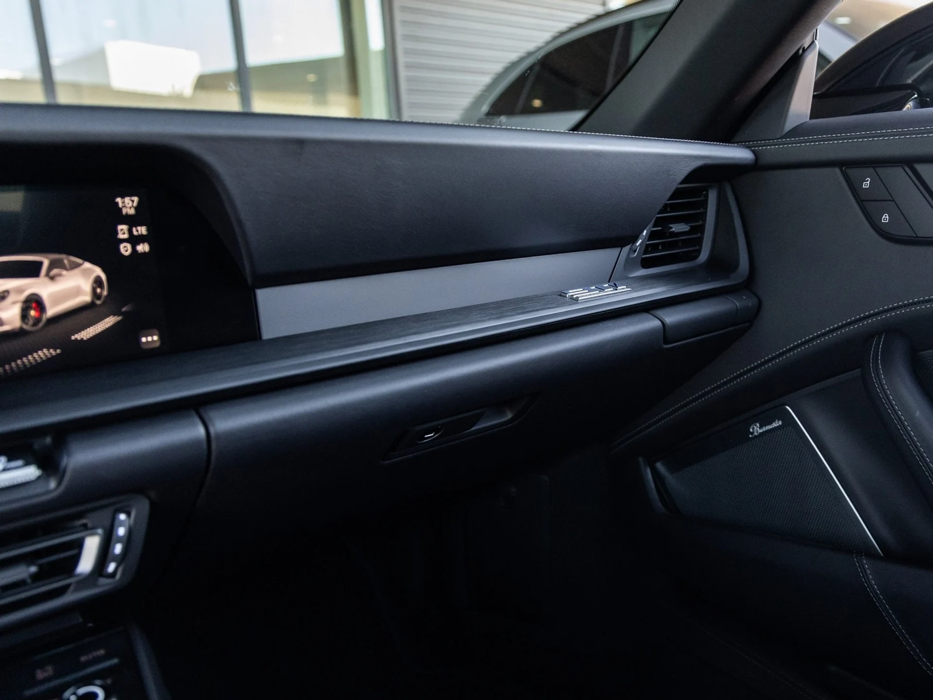 mph036_952427895_37_f17414c6c8