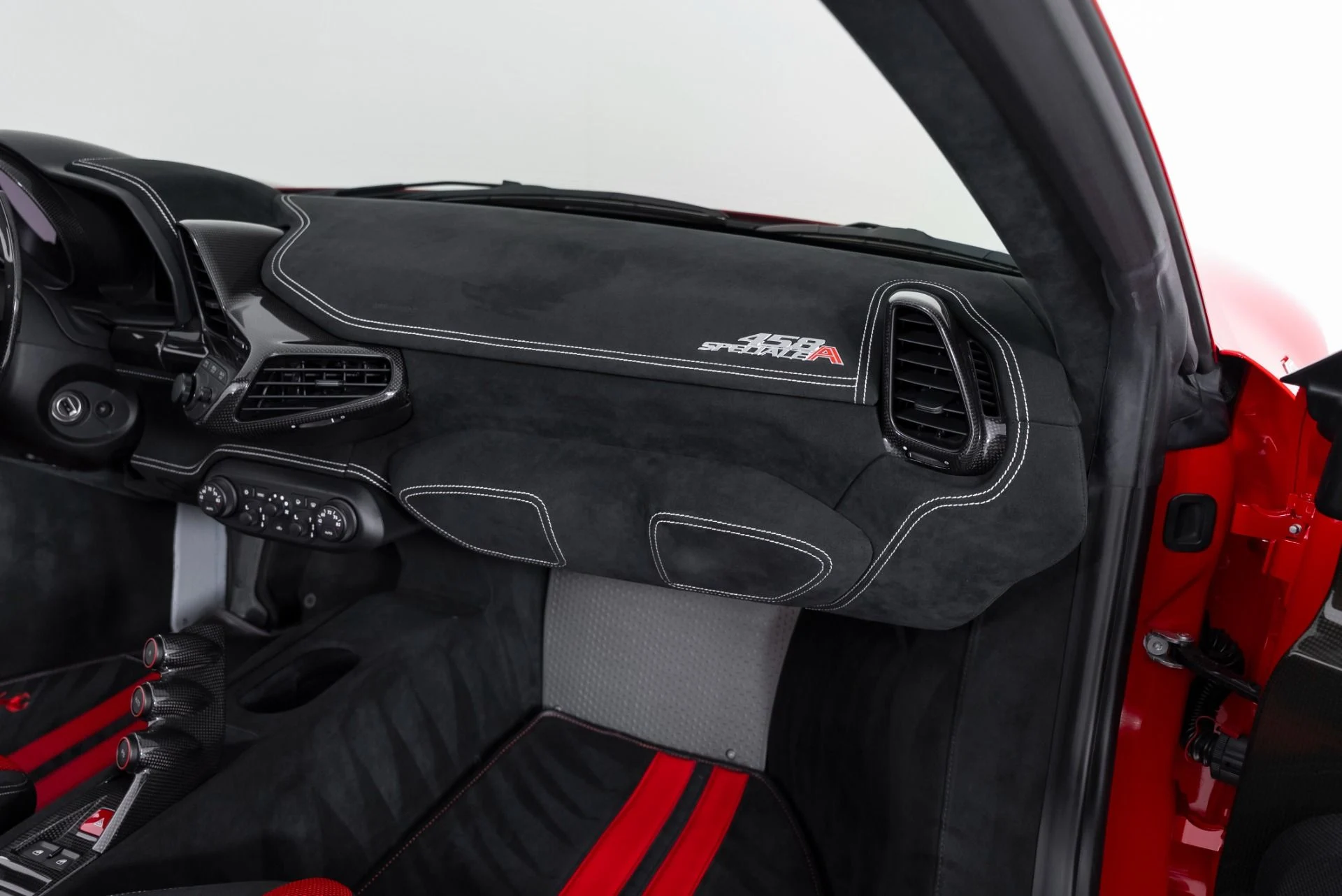 mph036_957967449_Used_2015_Ferrari_458_Speciale_Aperta_1760034956_1af89e202d