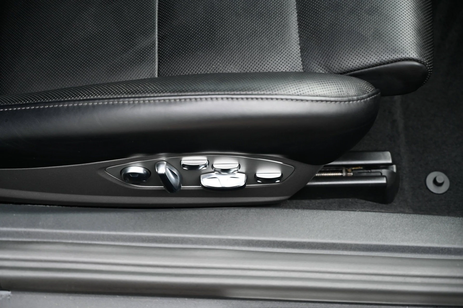 mph036_966618990_8f11a5f9d5f54e05bcd1f7358a0581be_e88a2fa662