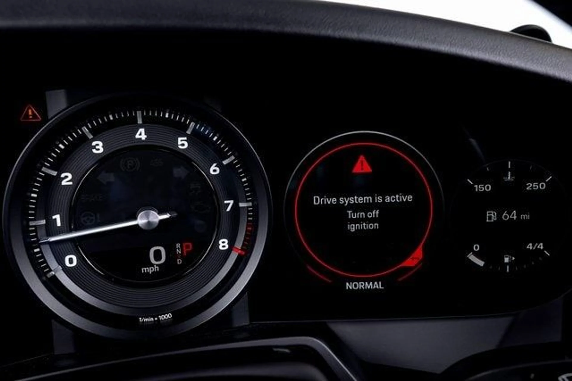 mph036_970777480_fd0355c8322f8bc0e34e09dd616fd87fx_dc270a6ca5