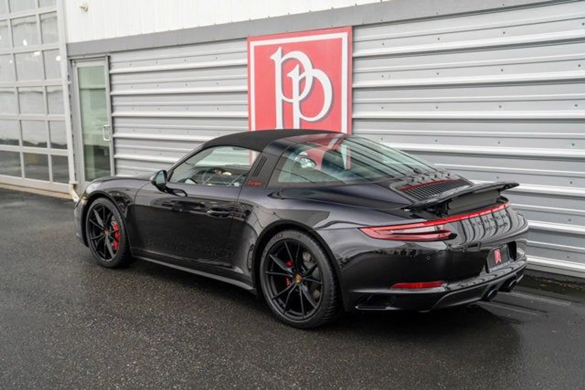 mph036_979098281_37_0e73938190