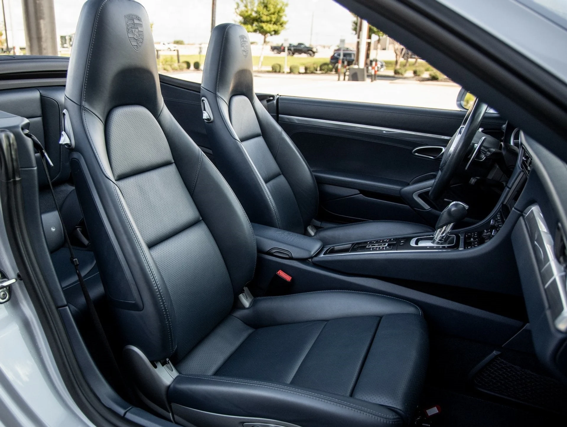 mph036_980009780_37_85e58f9b9d