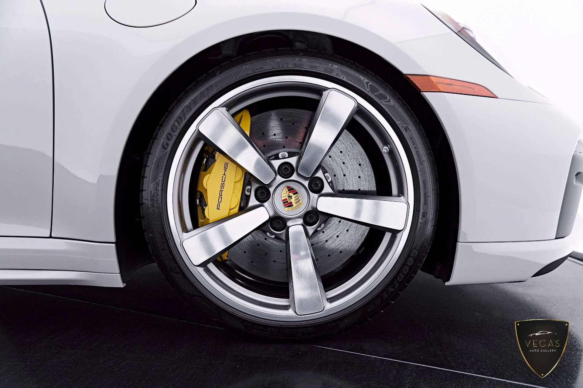 mph036_988369969_Used_2024_Porsche_911_Turbo_S_1782351421_c2c61a6f54
