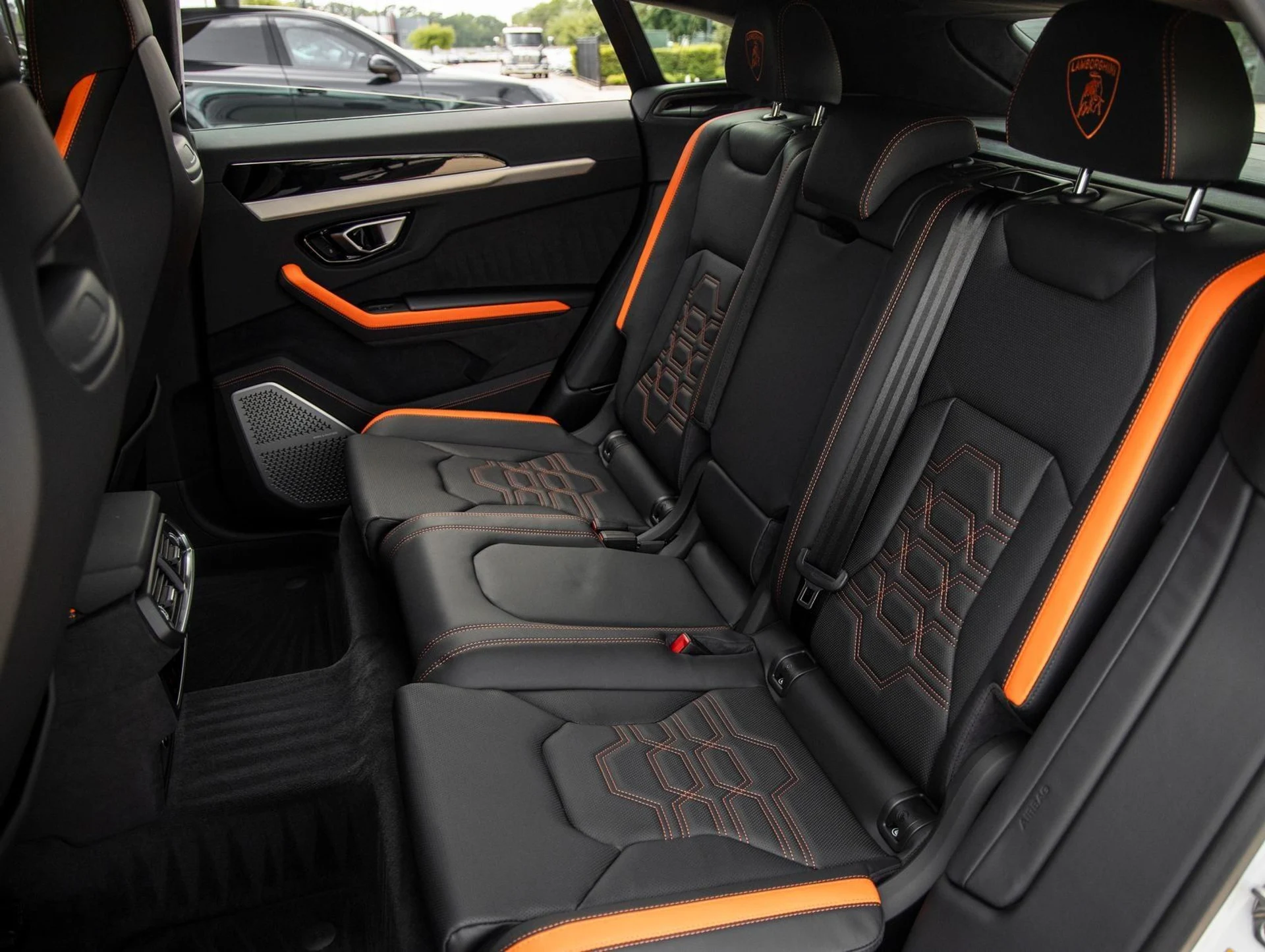 mph036_991476274_37_6ec7ebb265