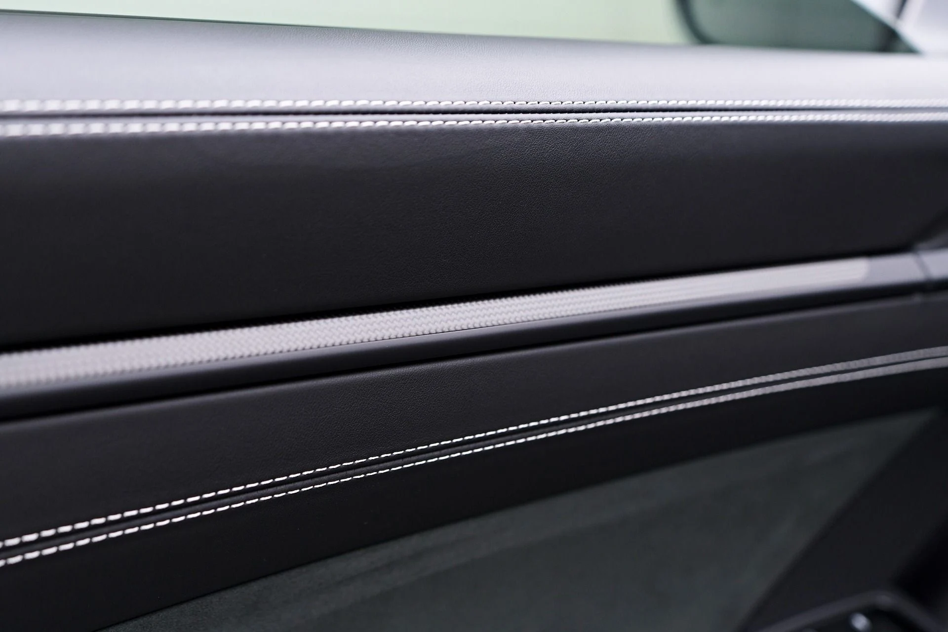 mph036_999347951_Used_2024_Porsche_911_Carrera_4_GTS_1753409003_0f7077aecb