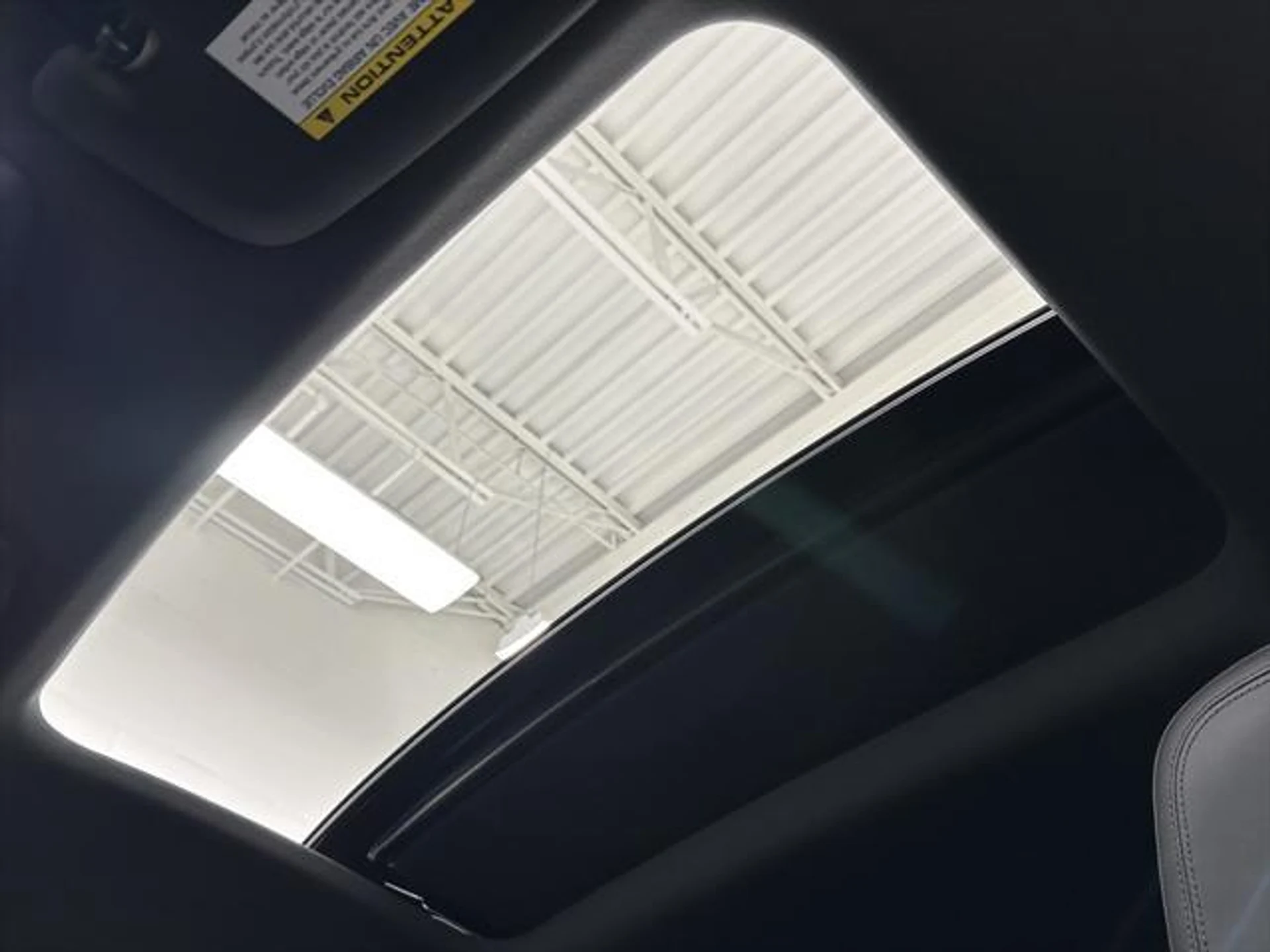 mph036_et_W4f_W_Slr_Fg_Xx_Zy_Py7_R_Yd_Cgafc_5e86cae8f7