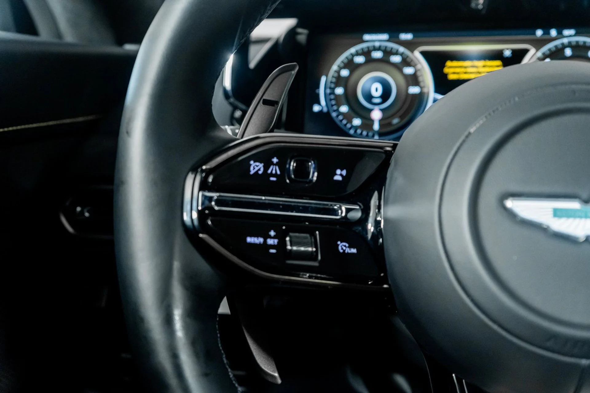 mph037_0ae8e90ef801498e99bb3b66ab11336b_b585b64d07