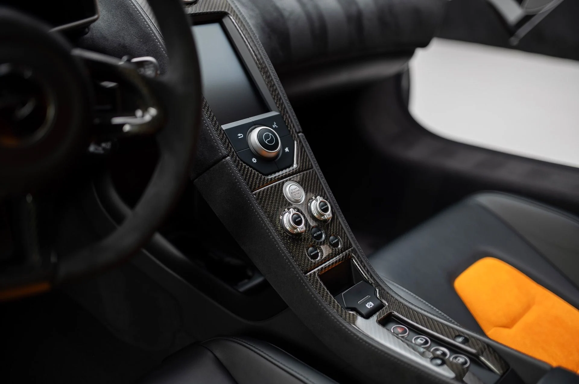 mph037_1013877887_Used_2015_Mc_Laren_650_S_LE_Coupe_Le_Mans_Special_Edition_150_1791217049_12704be3ed