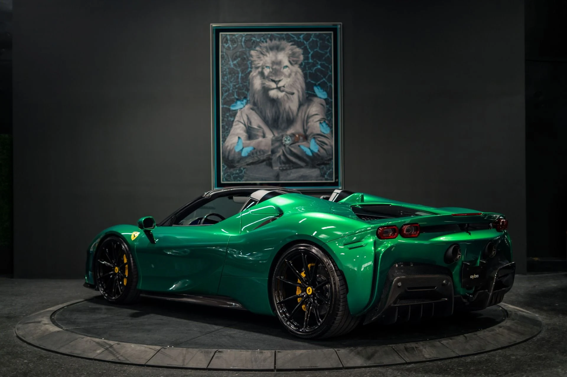 mph037_101981902_Used_2024_Ferrari_SF_90_Spider_Extra_Campionario_Green_Jewel_711842_MSRP_1784911188_4c9502cb89