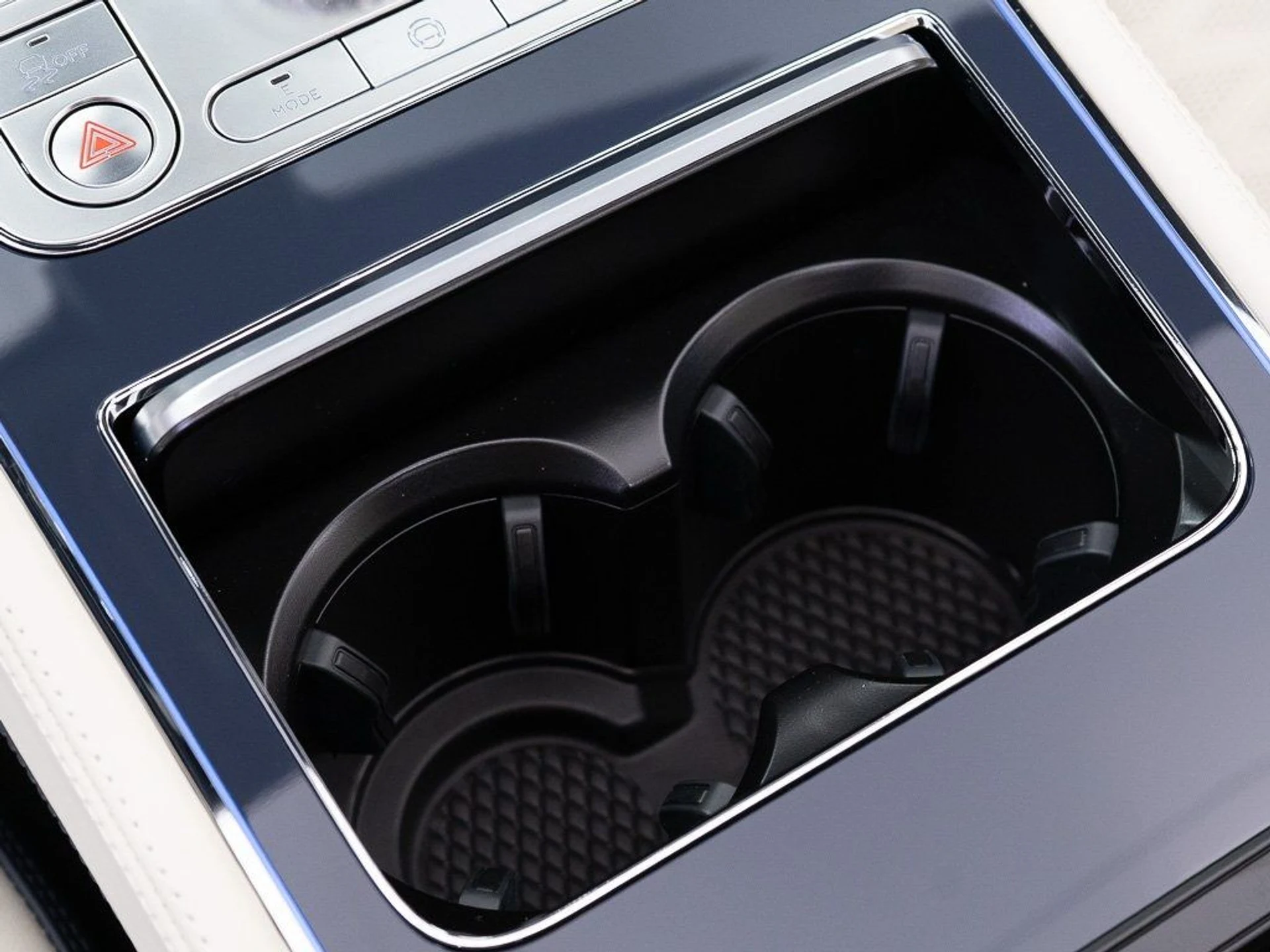 mph037_1020887230_3716ba72f384fc5b8361e9349c83cdf0_77273ac4d8