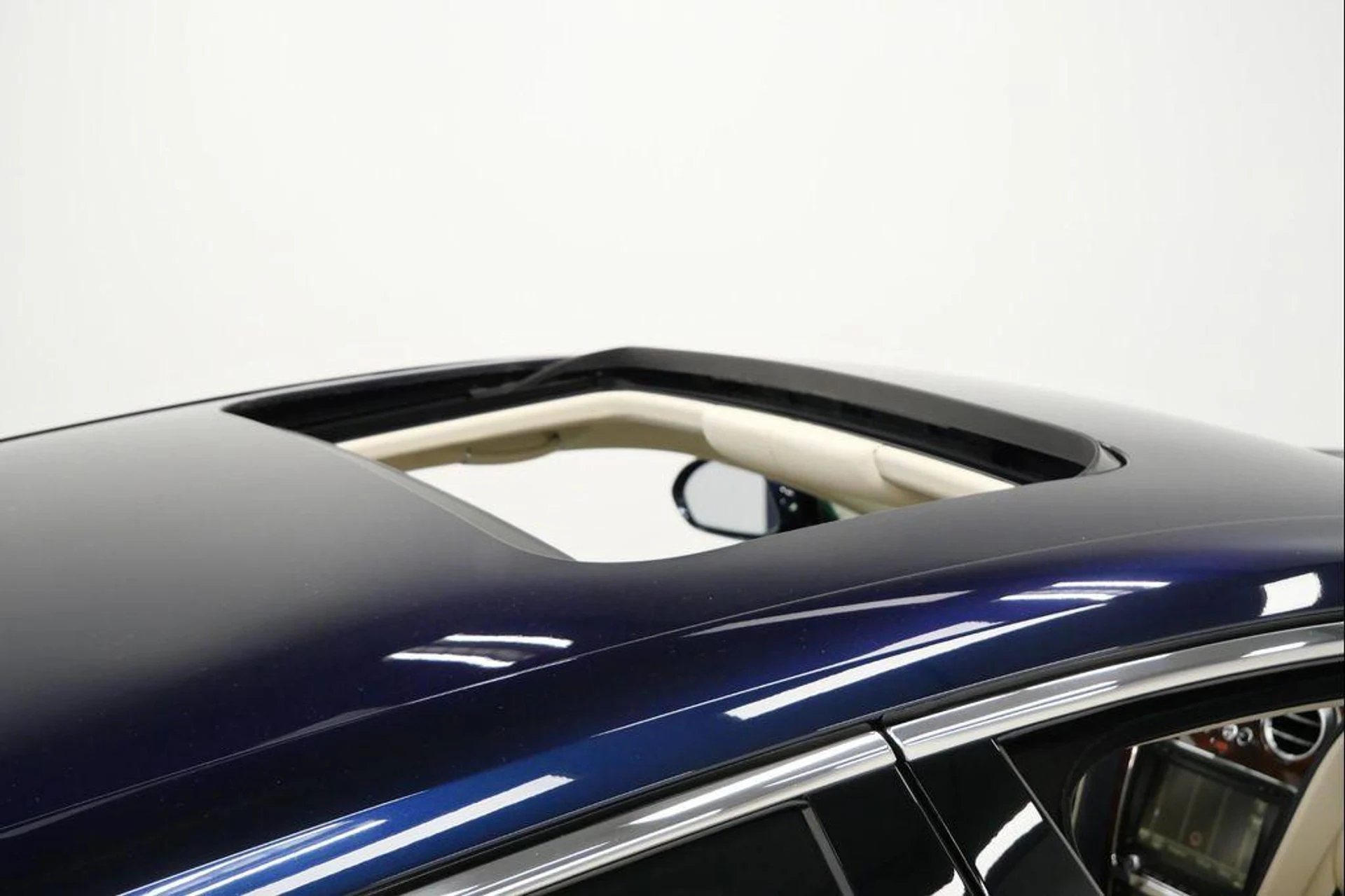 mph037_1024662347_dm_0_Bgpnm_A_tn_GI_Ap_R_y_Y1_L5_E_g_9d9b7da452