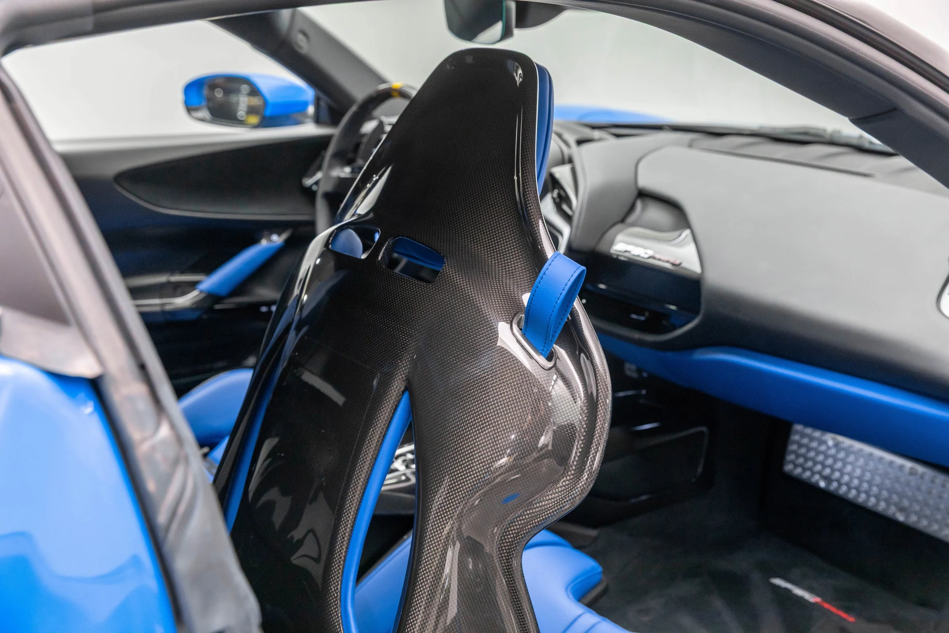 mph037_1027106943_671705f796c54ce1aaaee48986aae56b_351f8518d9