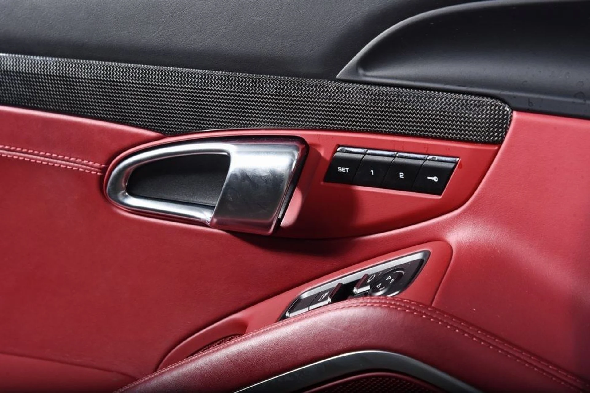 mph037_1040713454_4dd3576ecc99c2c012df6781365cd694x_0c32e79001