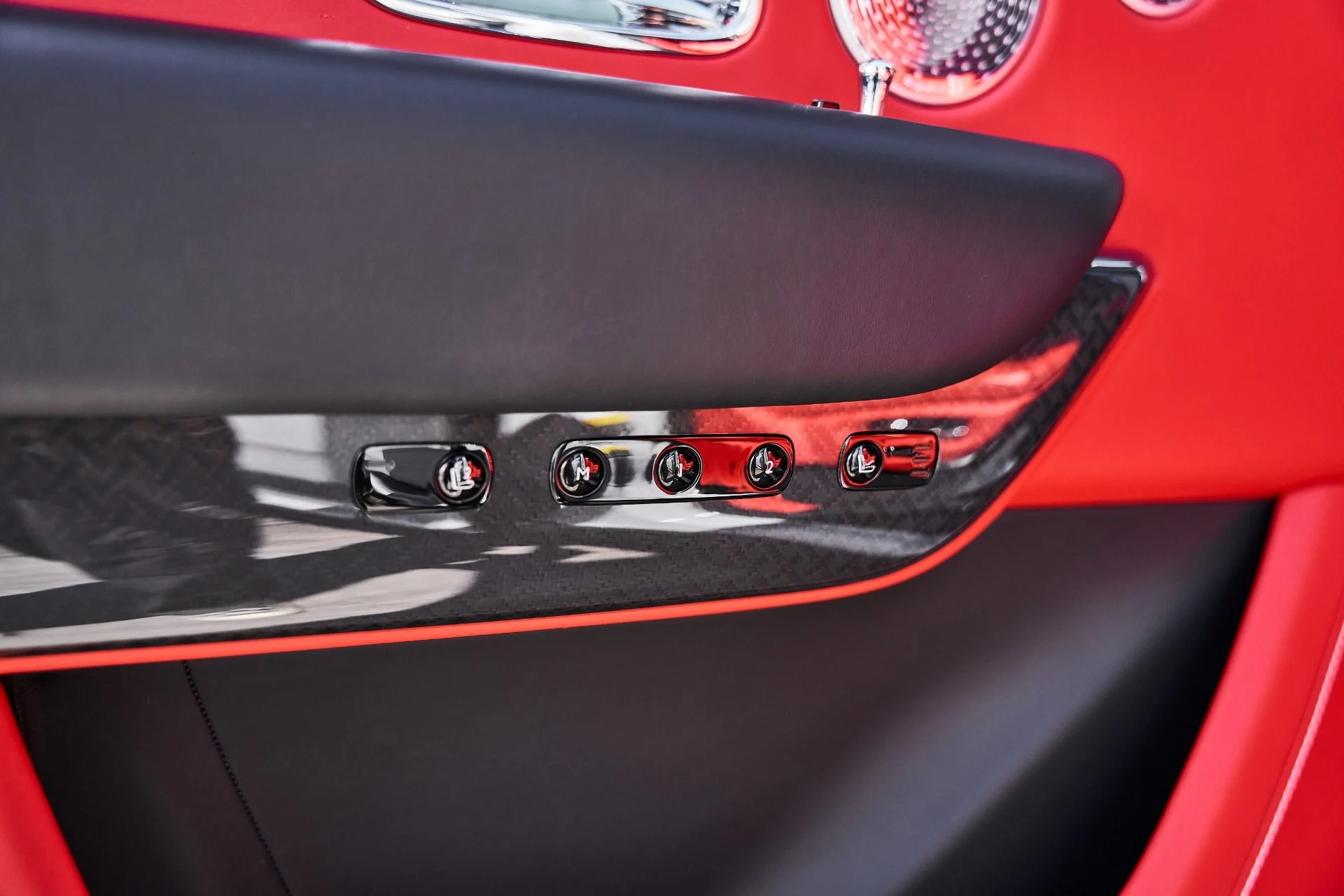 mph037_1042015507_Used_2024_Rolls_Royce_Cullinan_Black_Badge_1775870998_04e11763f6