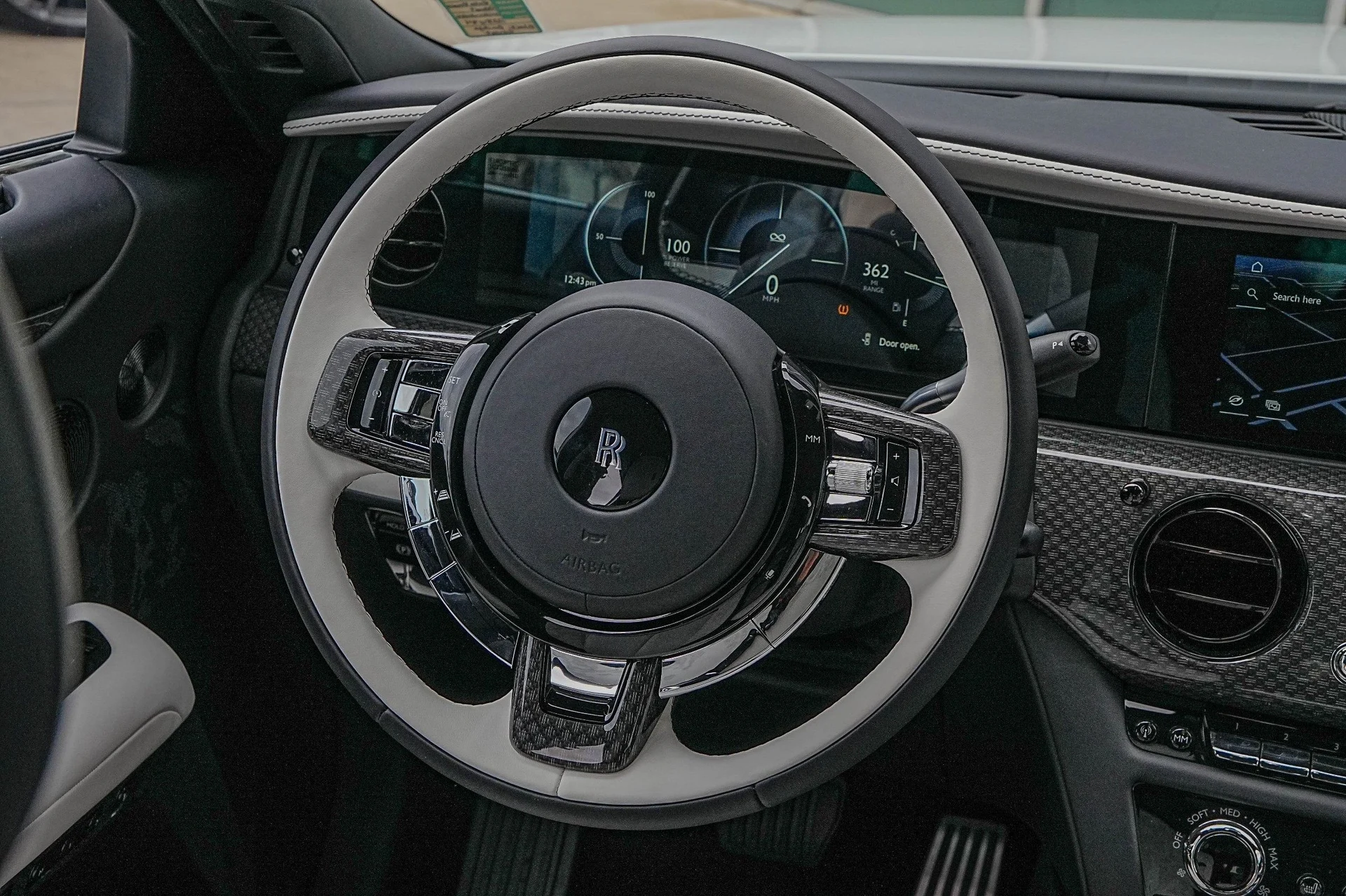 mph037_106773801_Hi_Tech_Luxury_Imports_LLC_SCA_33_GZ_06_SU_228684_image_37_b82a77ca25