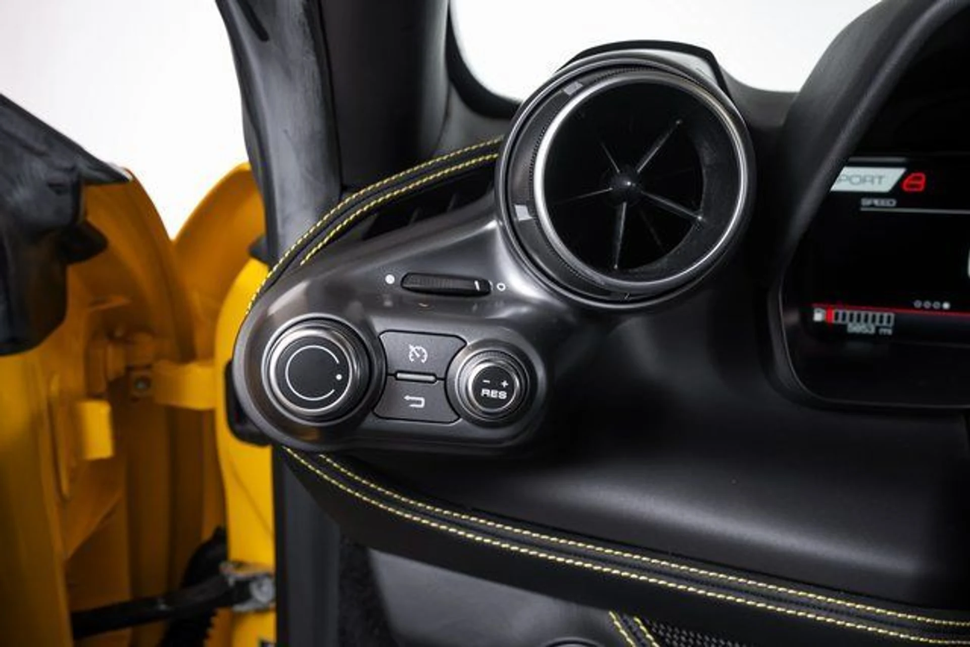 mph037_1070271871_e493e45fc5efec67780e1191a1dc0764x_a078eb0fe7