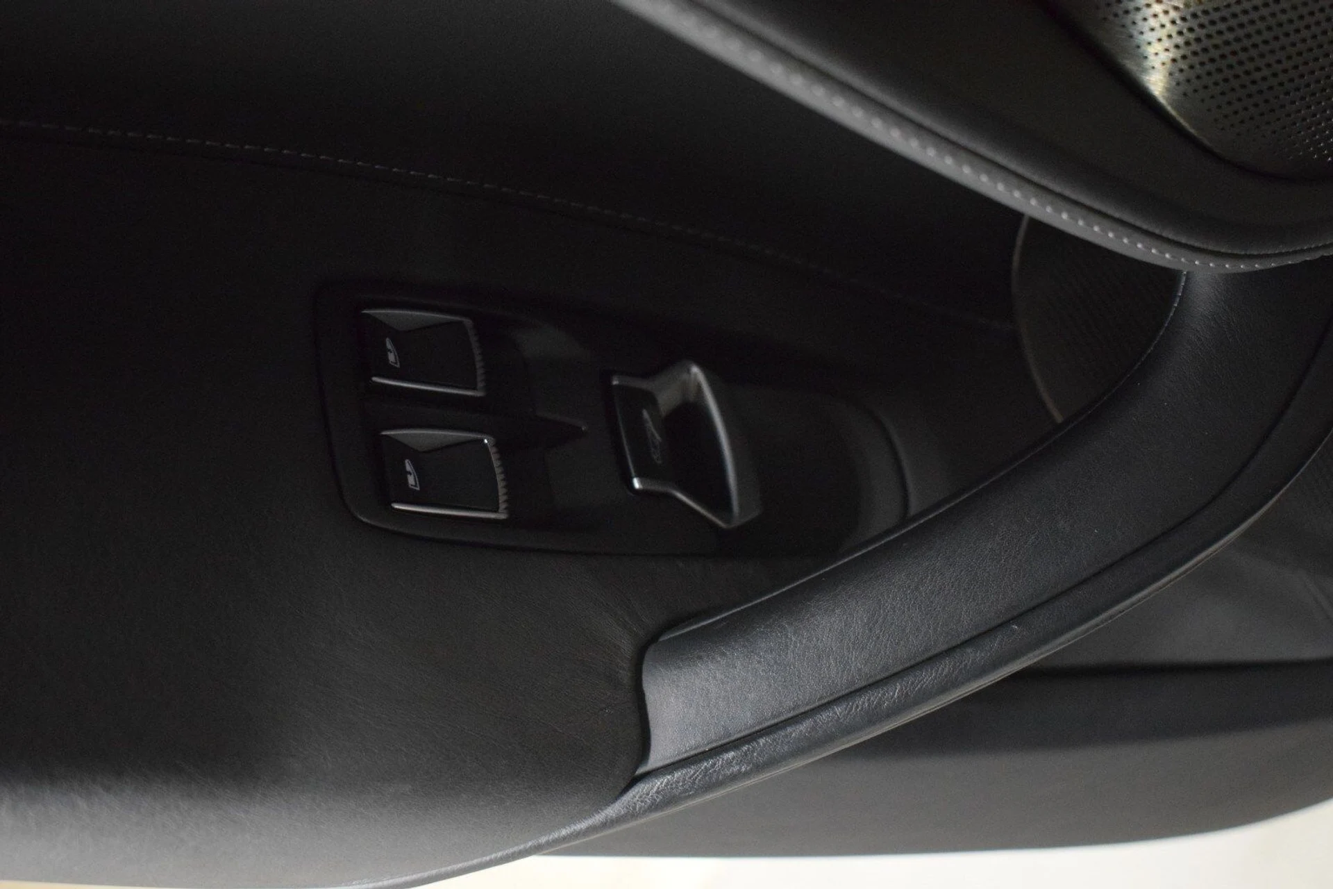 mph037_1076769401_4d298f66df5c0c9c0b003a1e85baff18x_4cb11d2e00