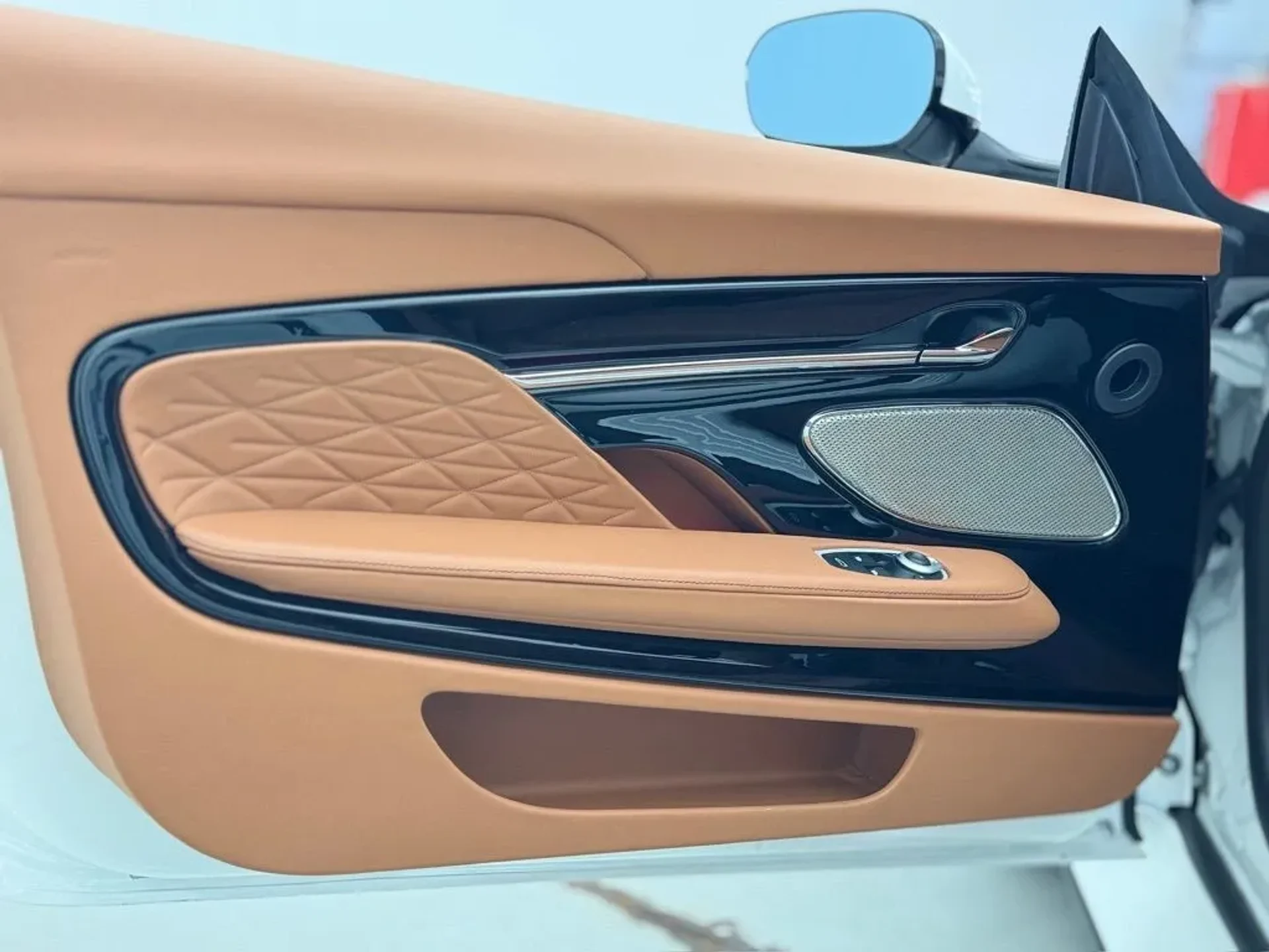 mph037_108089798_eq8ivy9kgypz0nl0ibtsypdldx2k_fb61938e2f