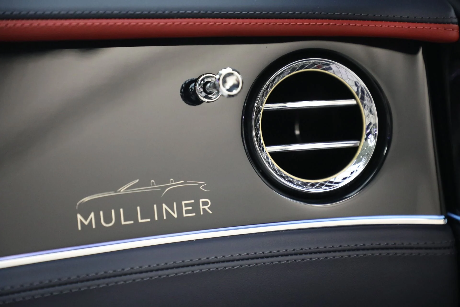 mph037_1087701368_Used_2022_Bentley_Continental_GTC_V8_1774912129_ac1c53a063