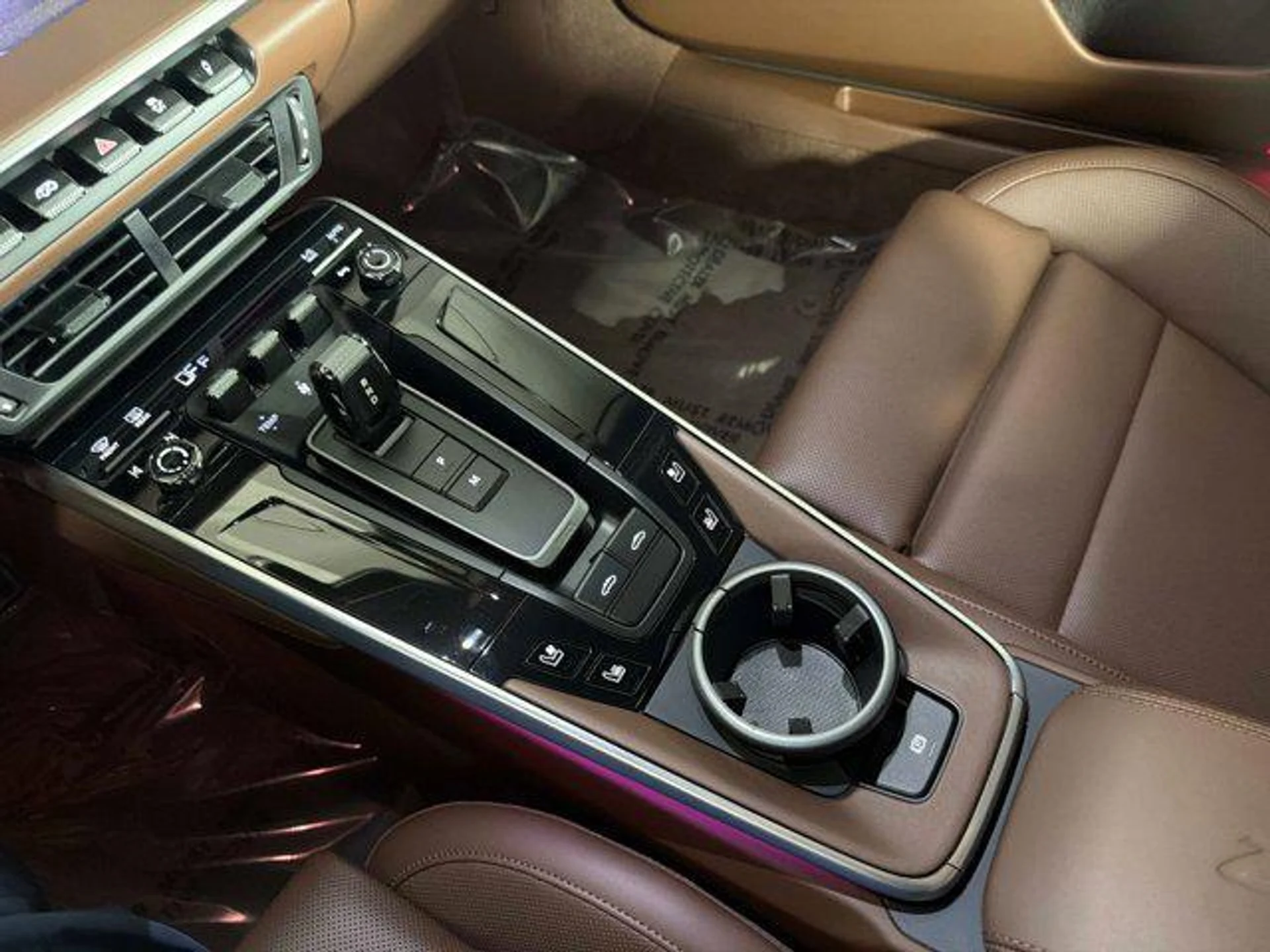 mph037_1091467838_fb_R_Lt_J3_s_W_Wd_msxcr3_Cq_Aecjno_46e2f77cfa