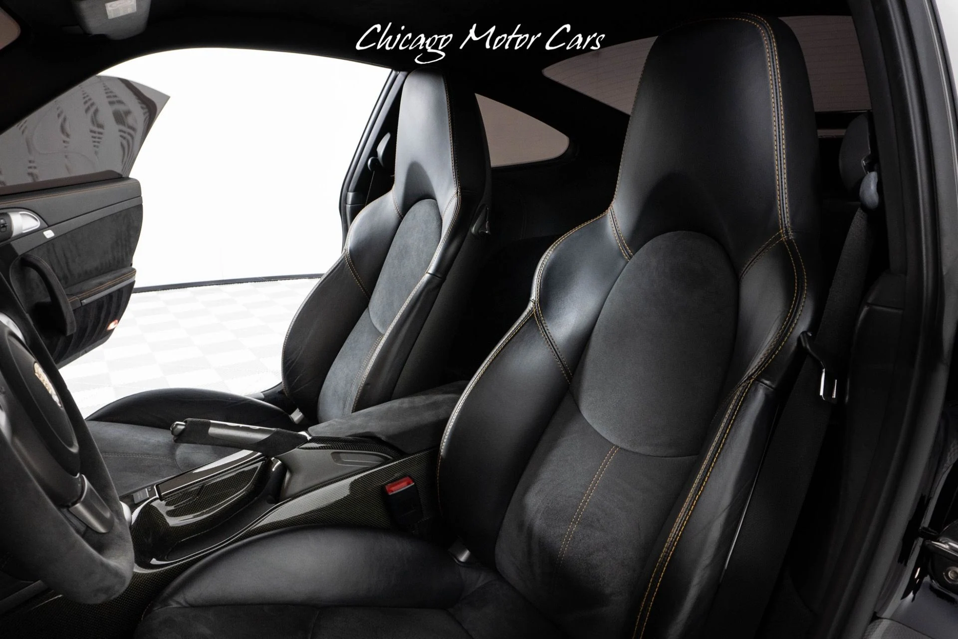 mph037_1109946469_13459_p38_l_9b46af580e